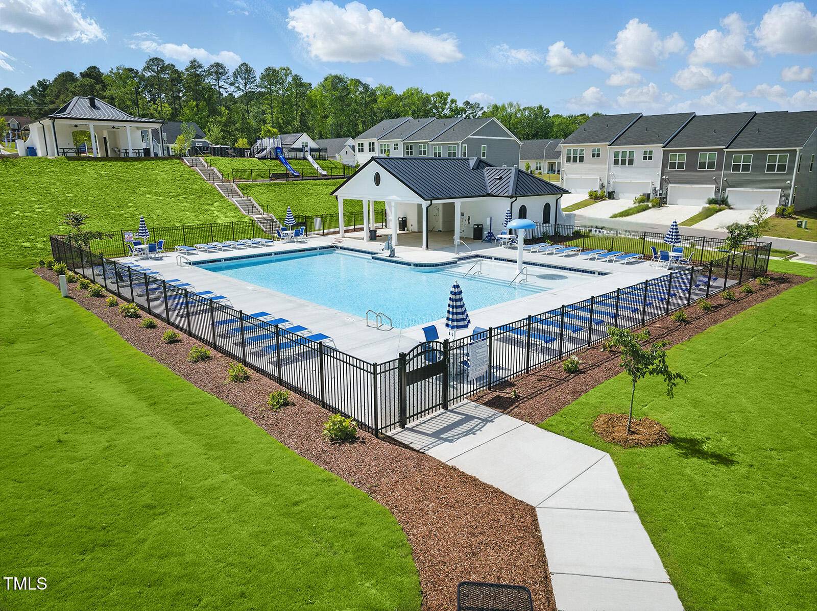 Garner, NC 27529,384 Chesapeake Commons Street #128