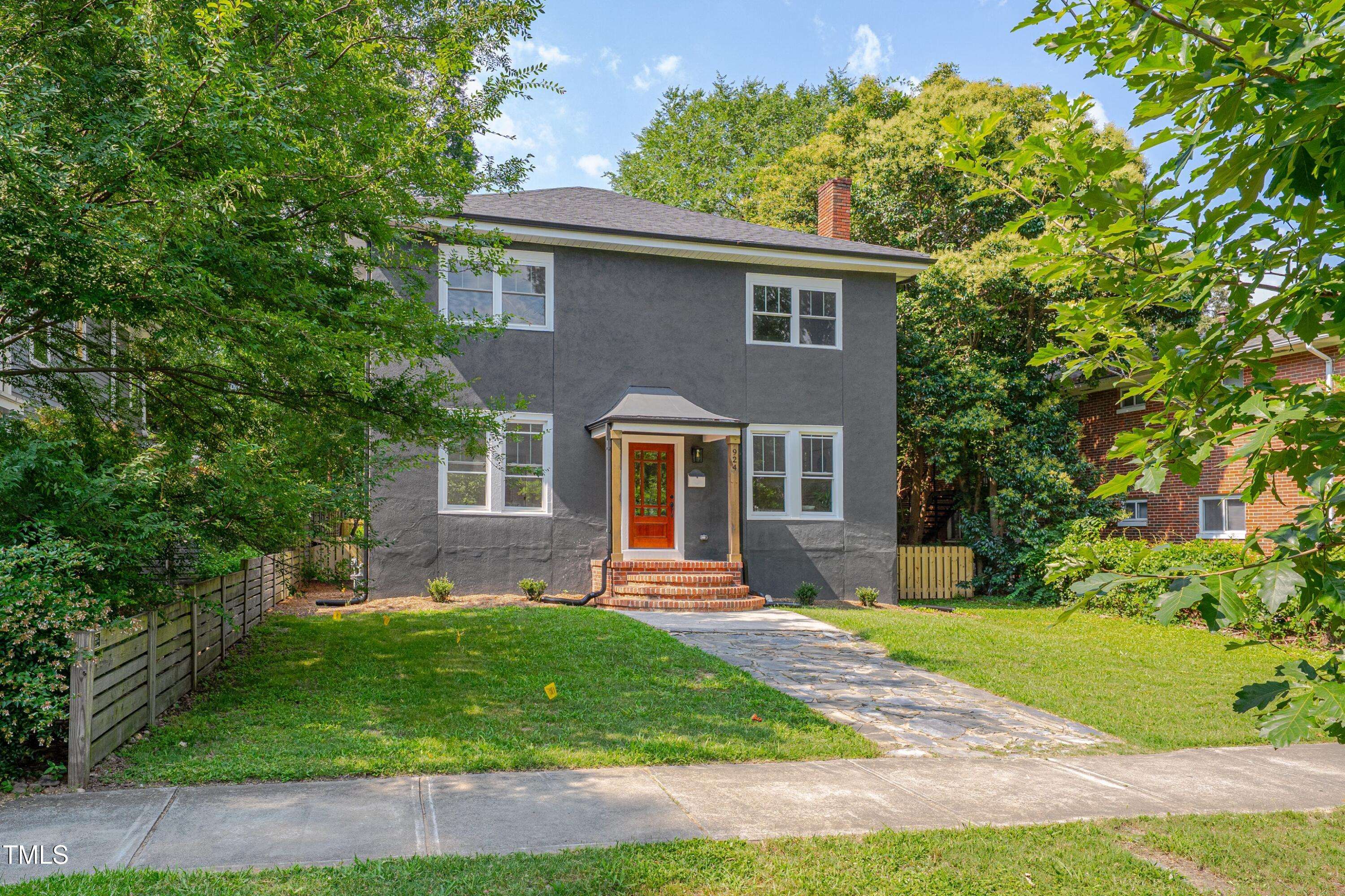 Durham, NC 27701,924 W Trinity Avenue