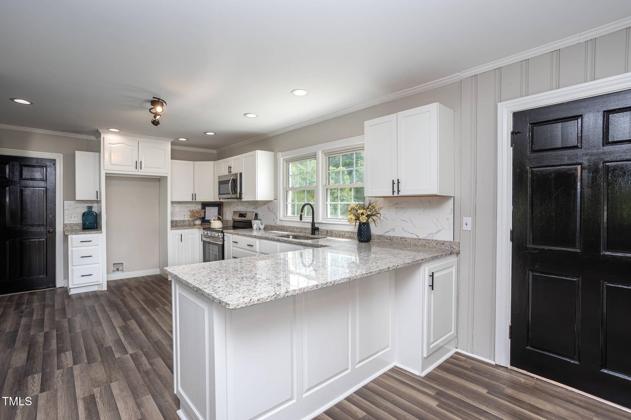 Four Oaks, NC 27524,1067 Thompson Road