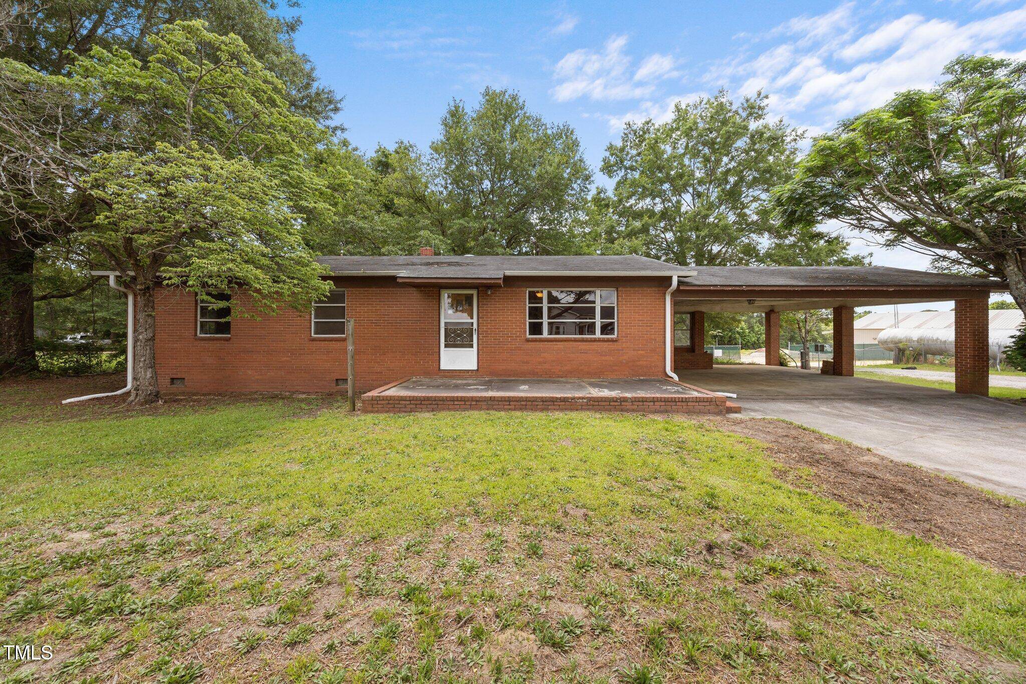 Lillington, NC 27546,1051 Old Us 421