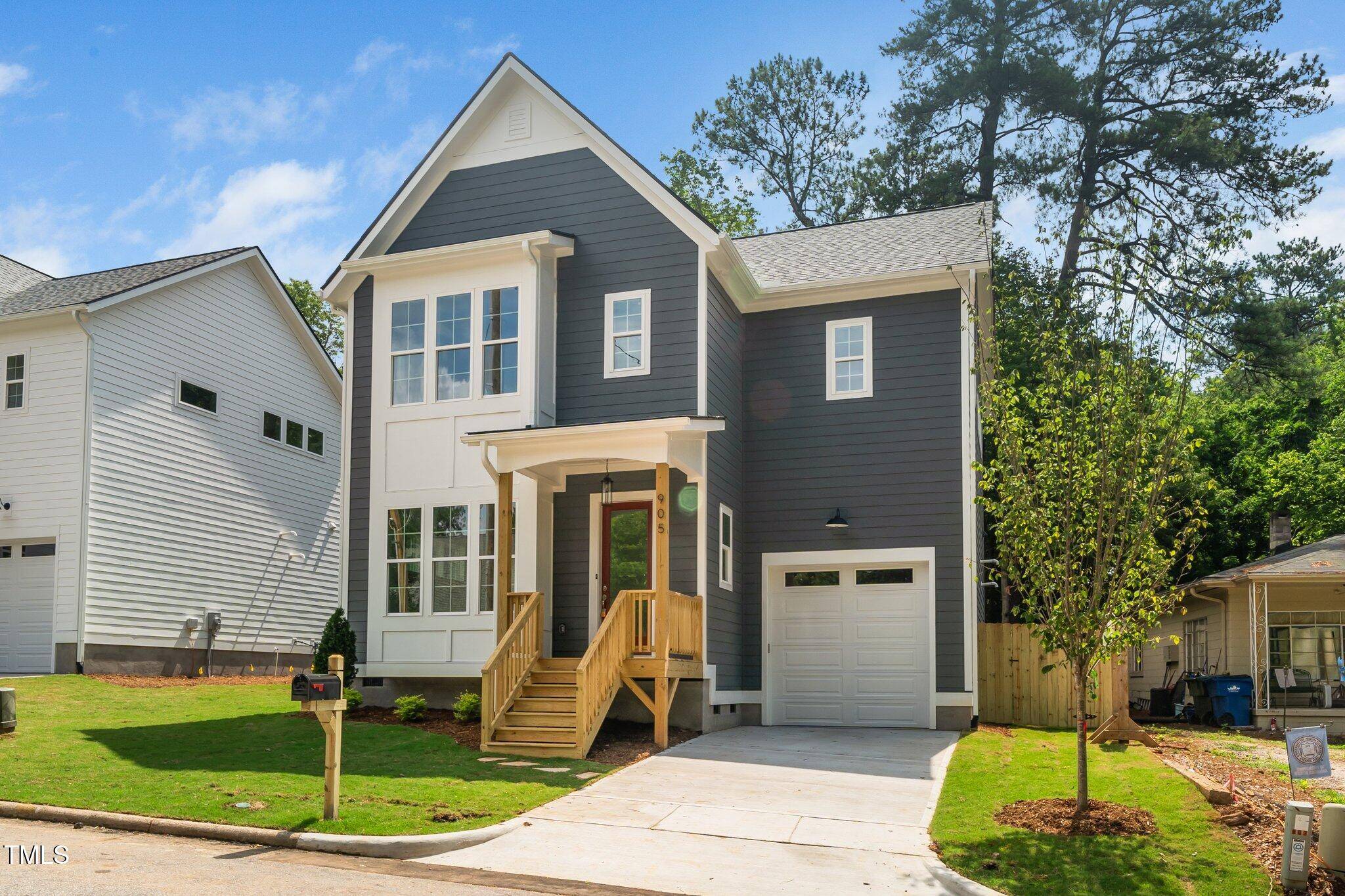 Raleigh, NC 27606,905 Deboy Street