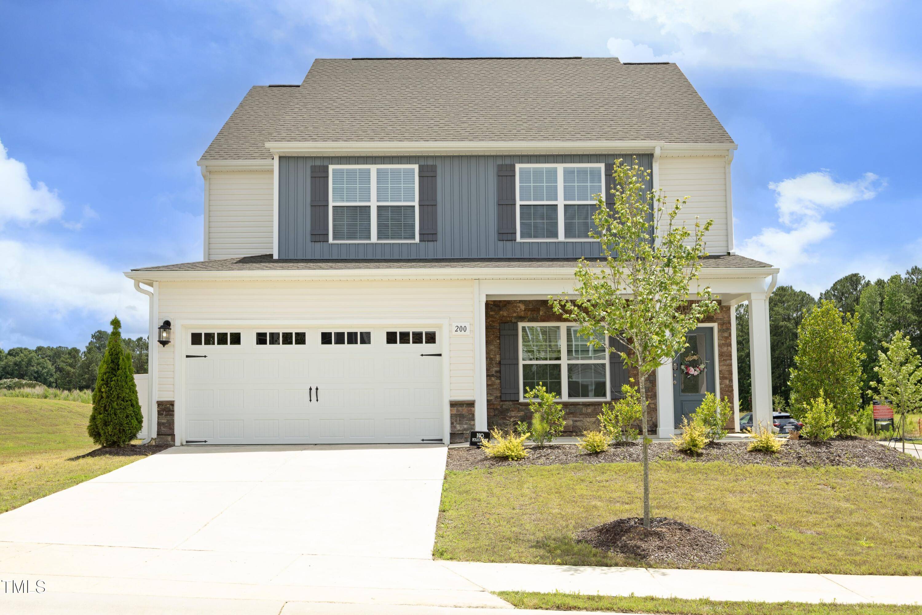 Youngsville, NC 27596,200 Sweet Violet Drive