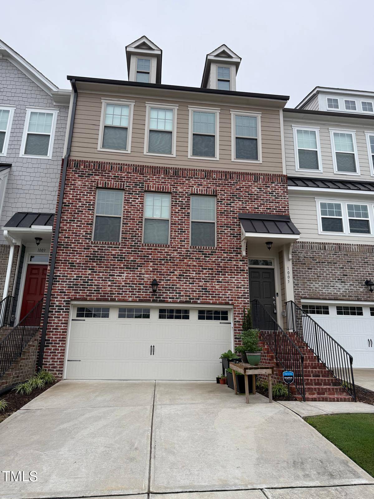 Apex, NC 27523,1005 Lathrop Lane