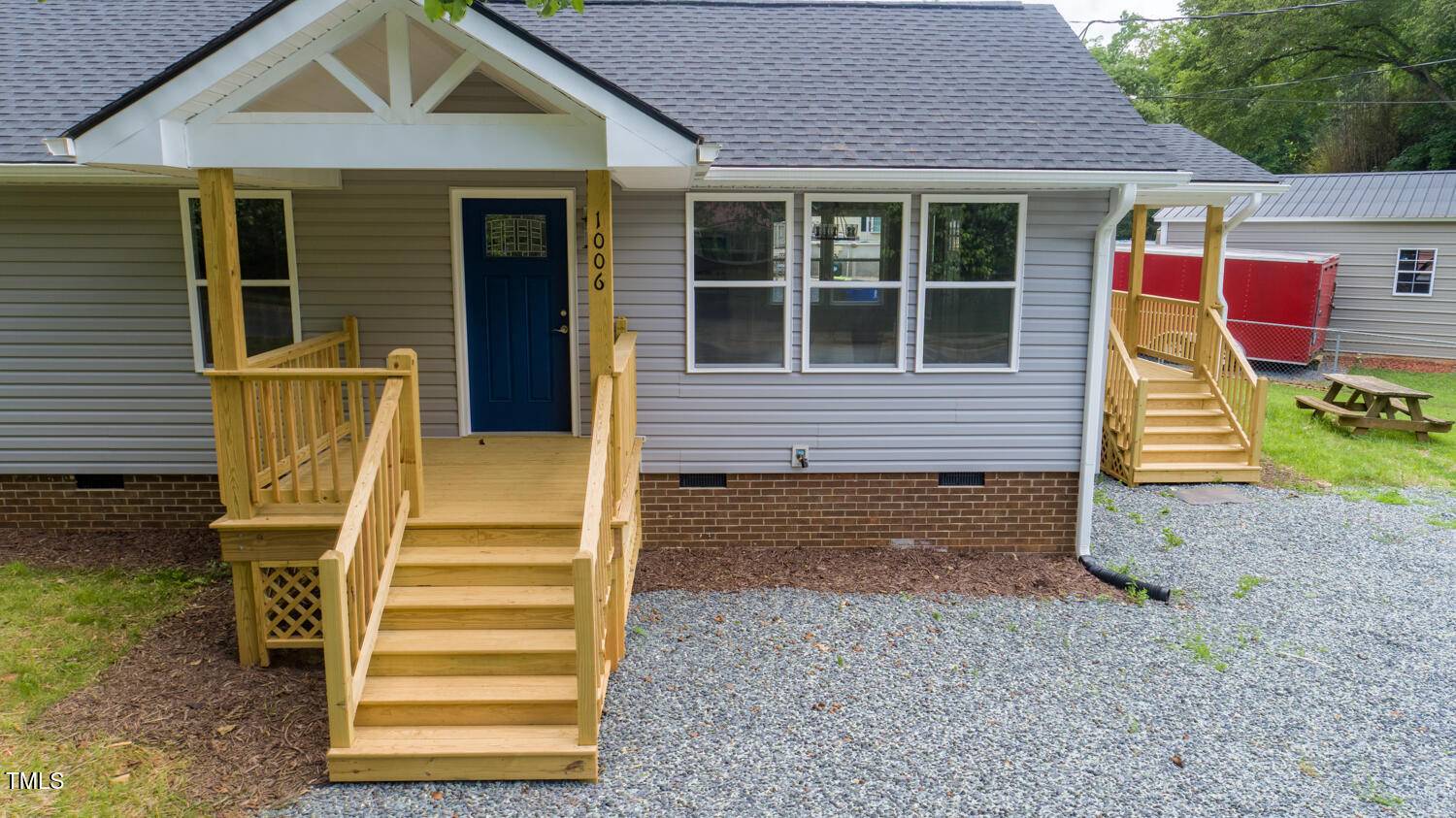 Siler City, NC 27344,1006 S Second Ave Avenue