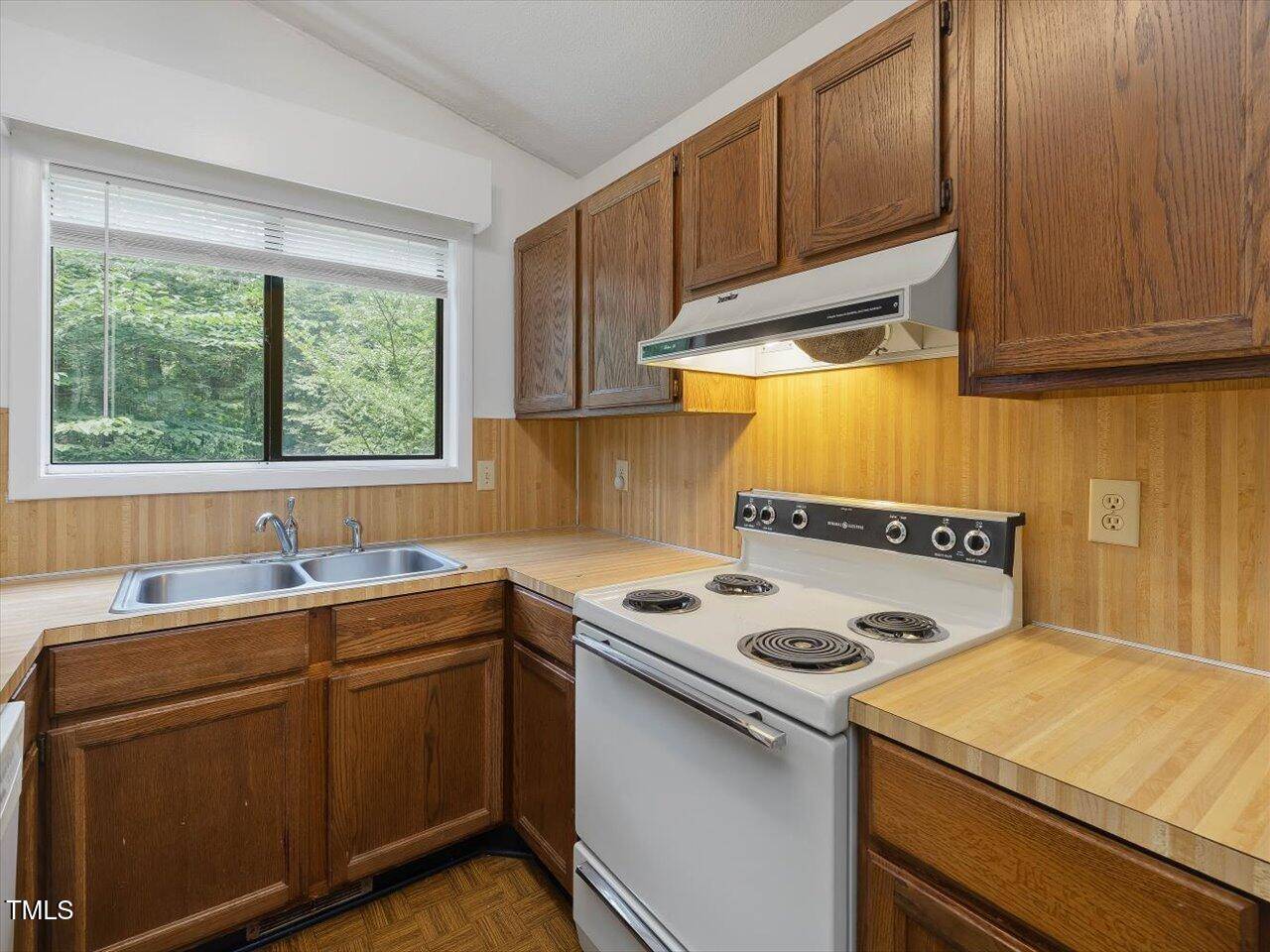 Chapel Hill, NC 27516,152 A&B Cedar Terrace