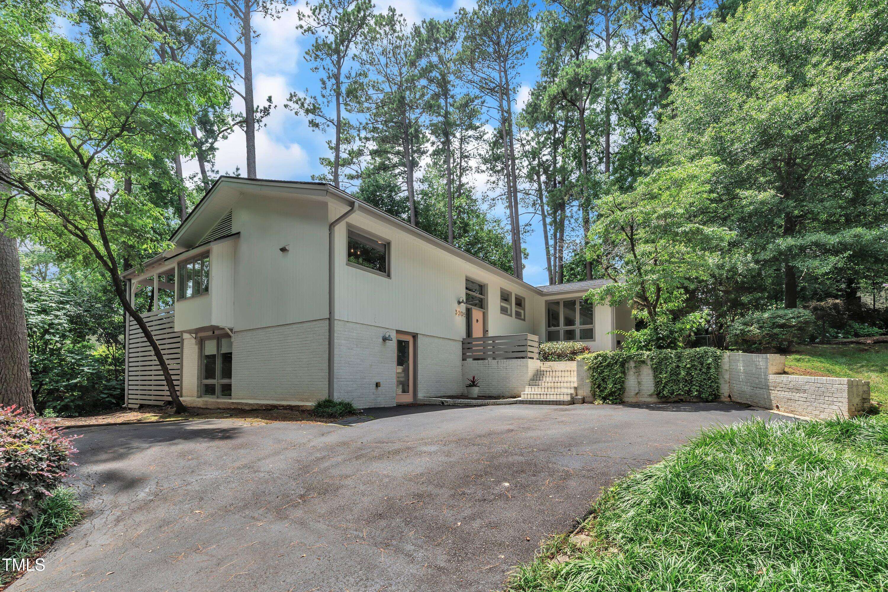Raleigh, NC 27609,3205 Dell Drive