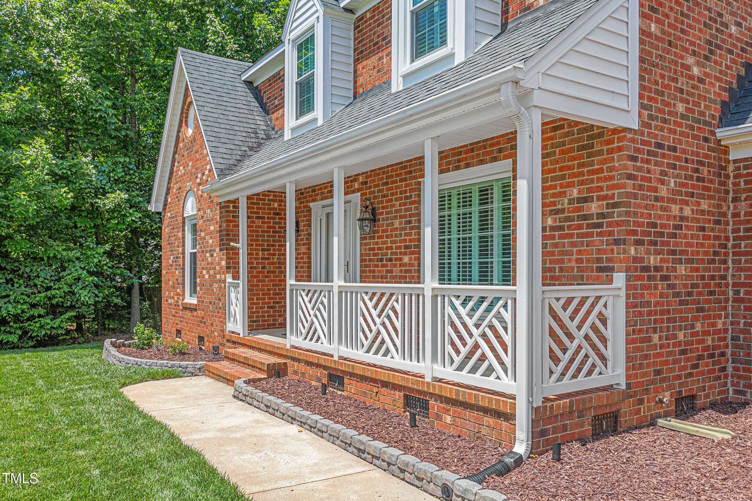 Burlington, NC 27215,213 Brompton Court