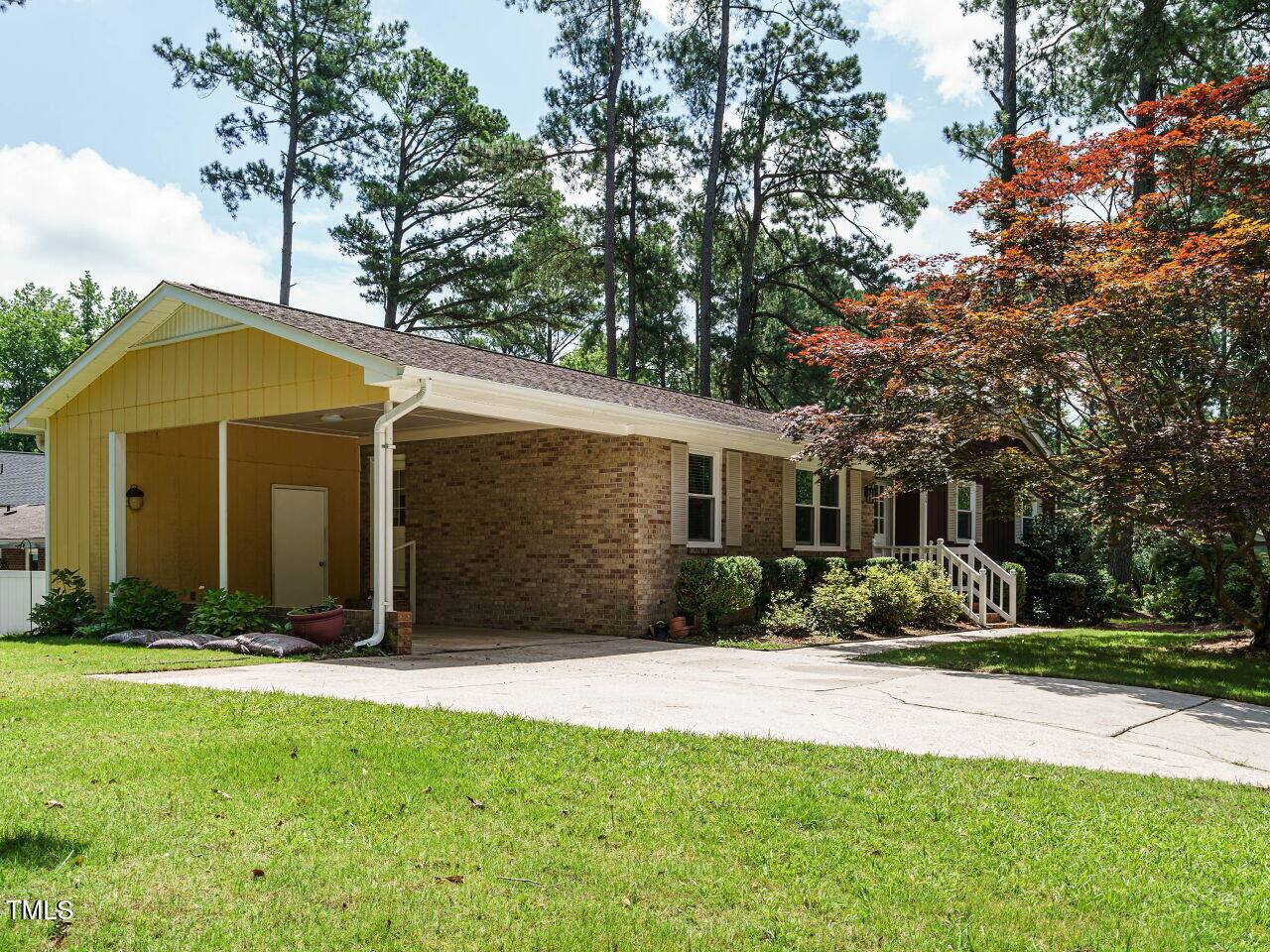 Garner, NC 27529,100 Upton Court