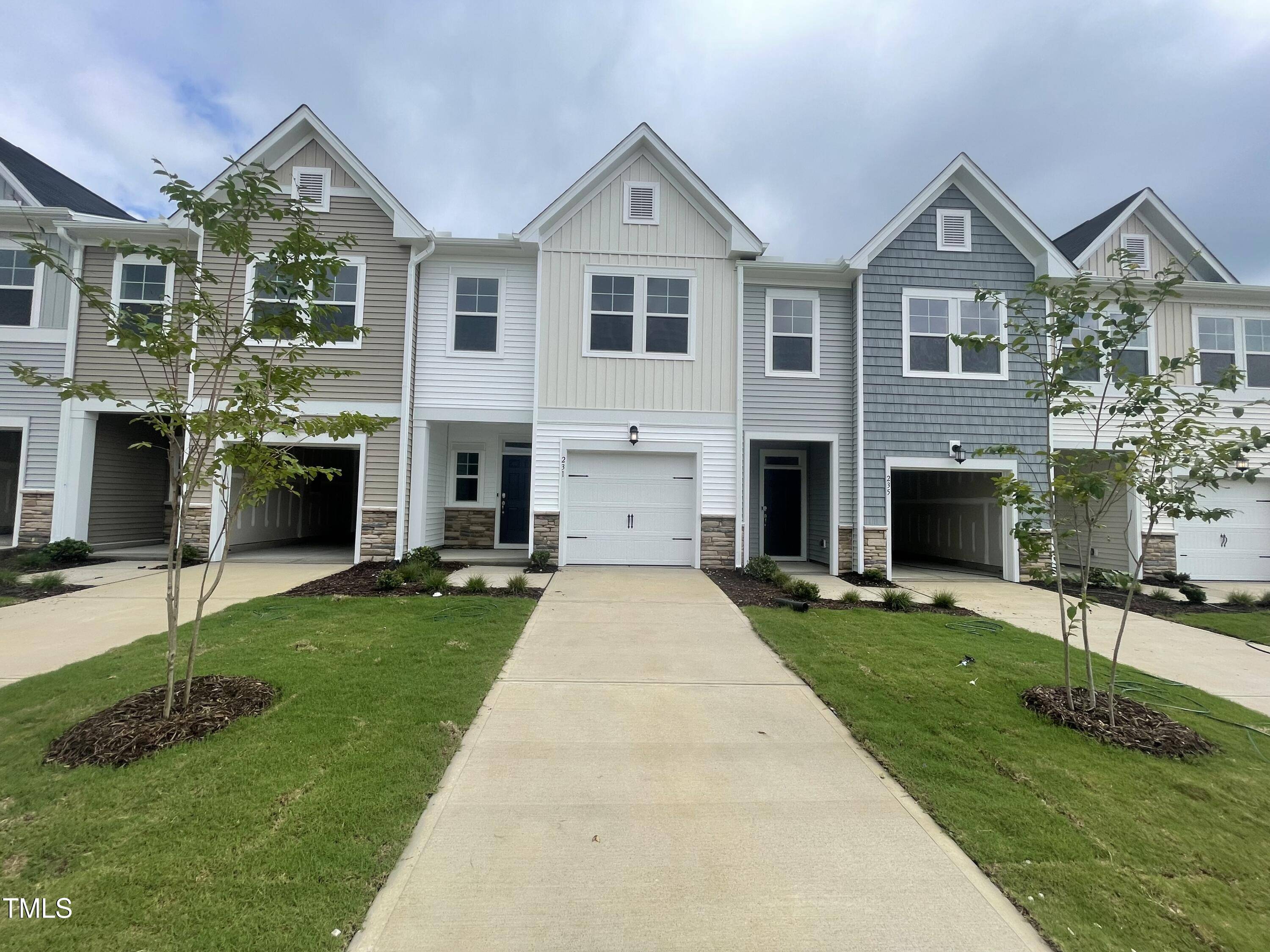 Smithfield, NC 27577,231 Paramount Drive