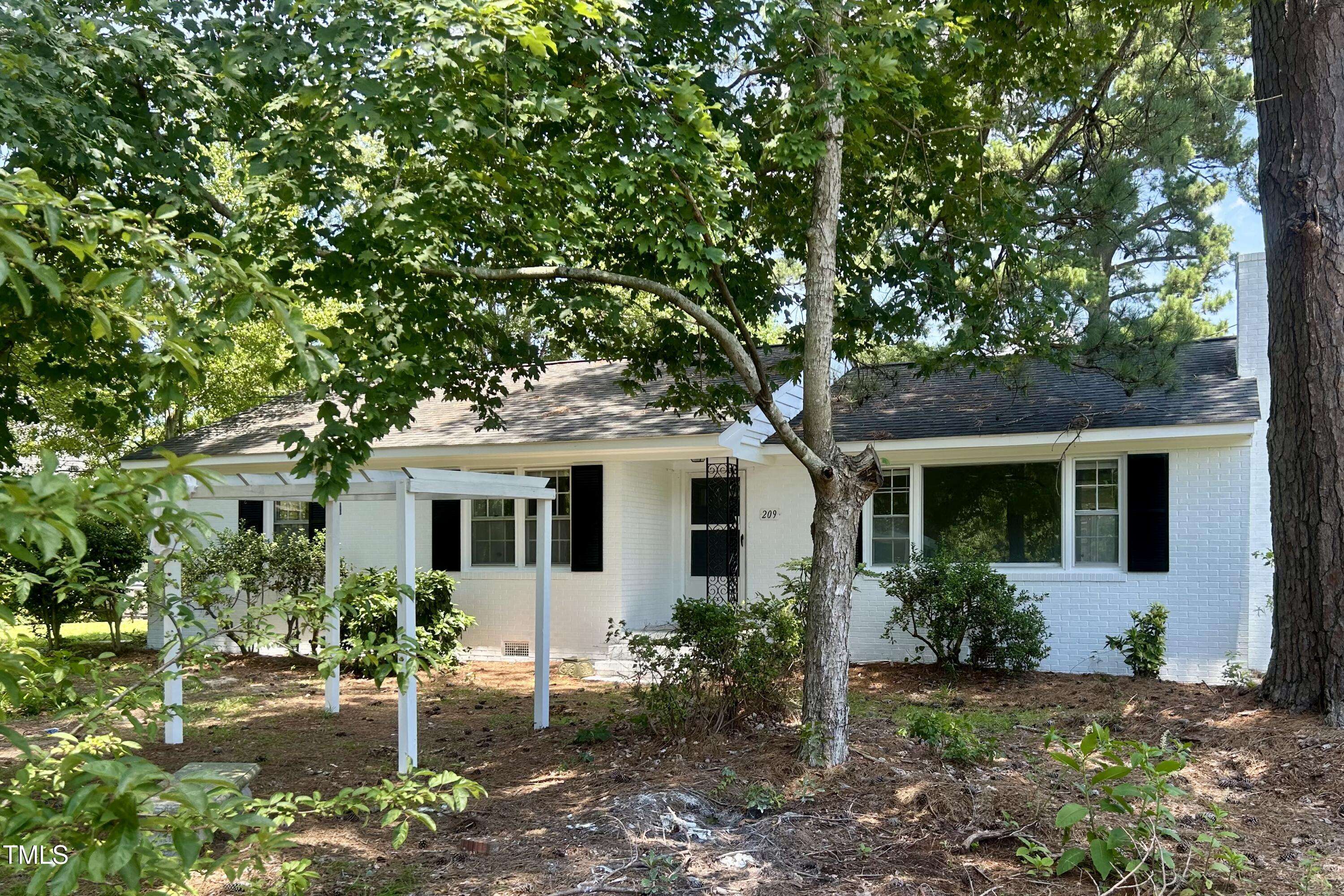 Fremont, NC 27830,209 Barnes Street