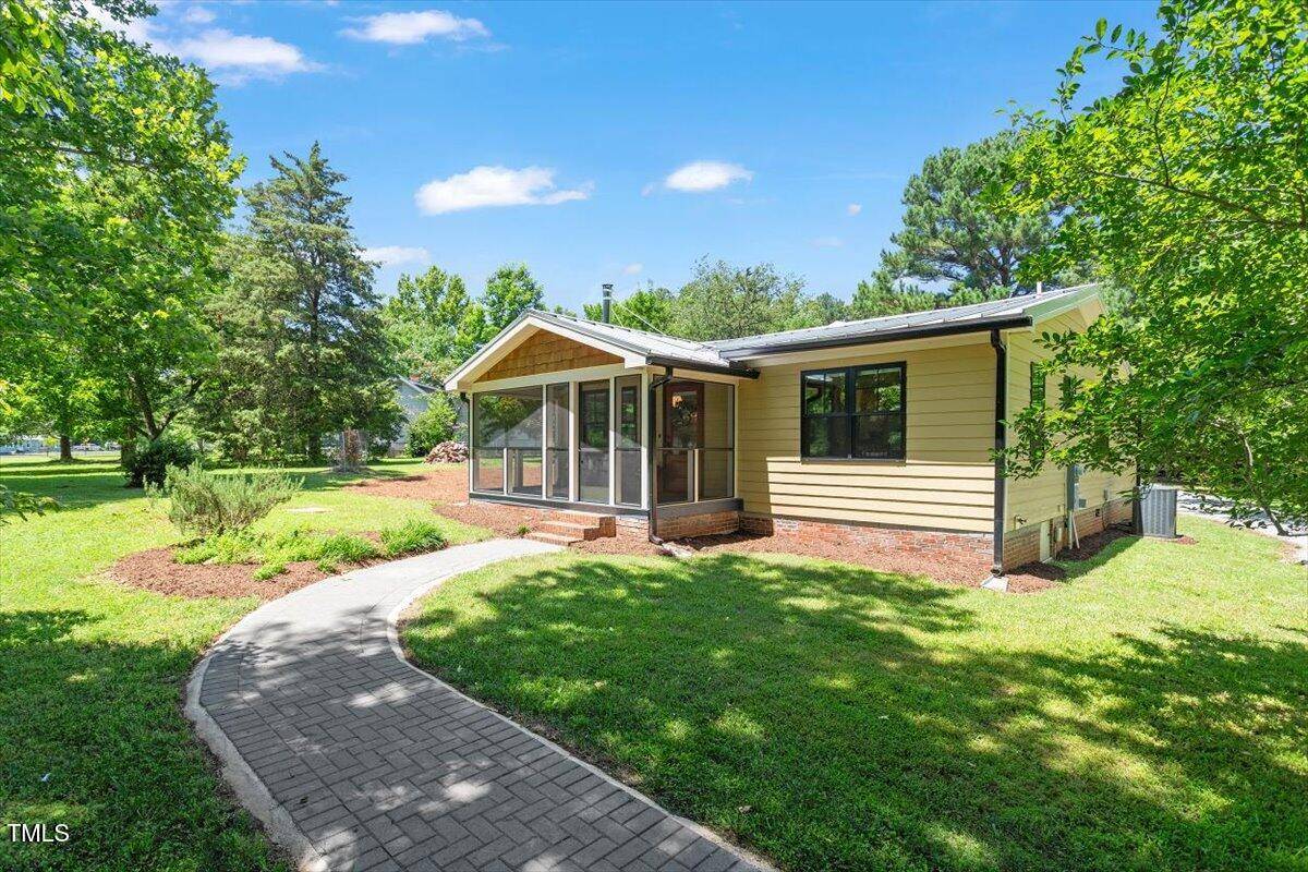 Raleigh, NC 27606,3213 Mid Pines Road