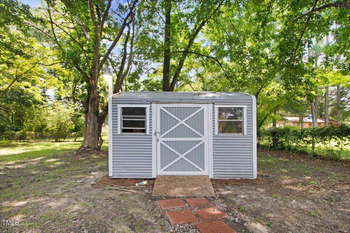 Scotland Neck, NC 27874,412 E 18th Street