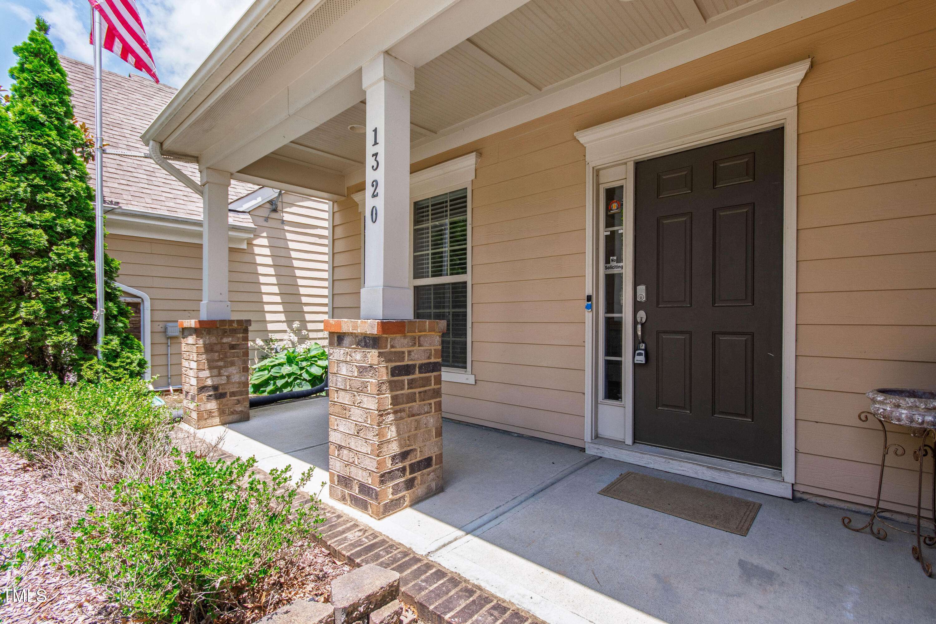 Cary, NC 27519,1320 Cozy Oak Avenue