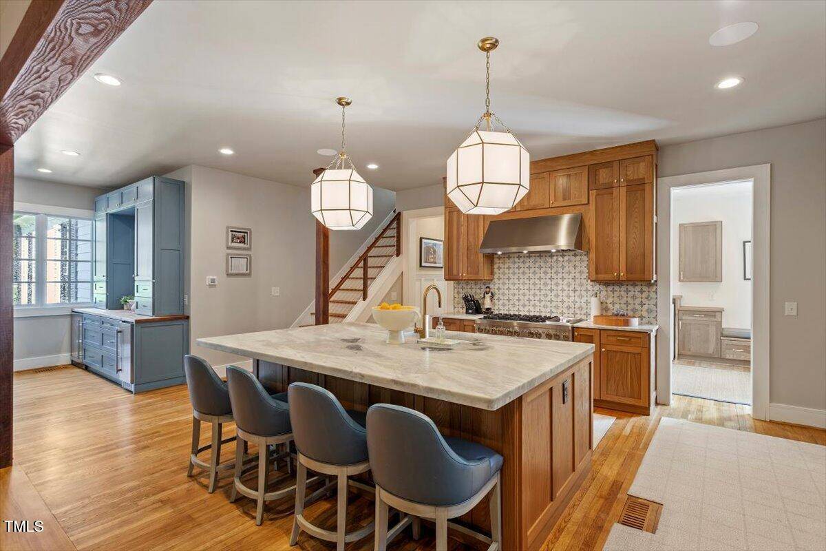 Chapel Hill, NC 27517,1054 Canterbury Lane