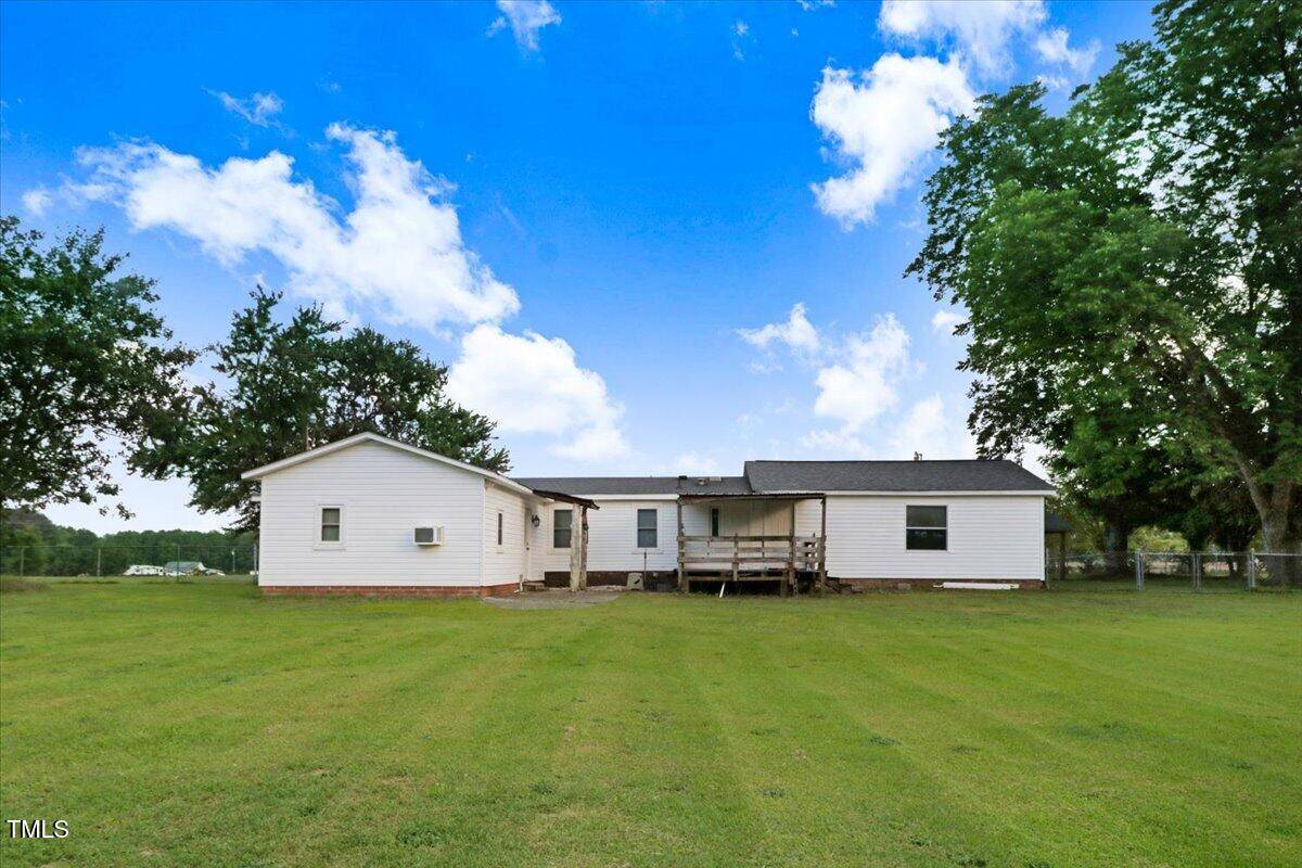 Smithfield, NC 27577,2582 Bakers Chapel Road