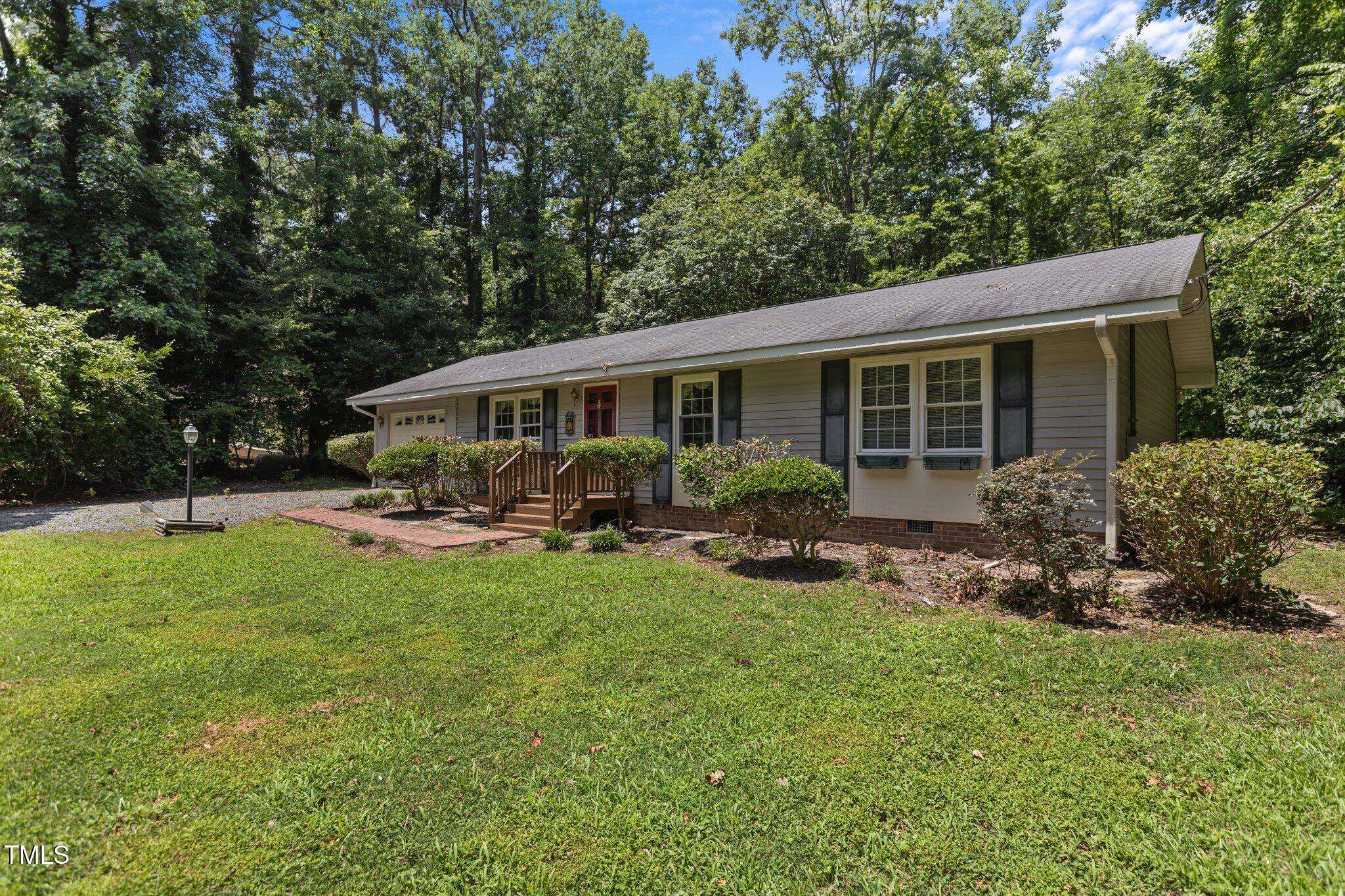 Chapel Hill, NC 27516,18 Red Pine Road