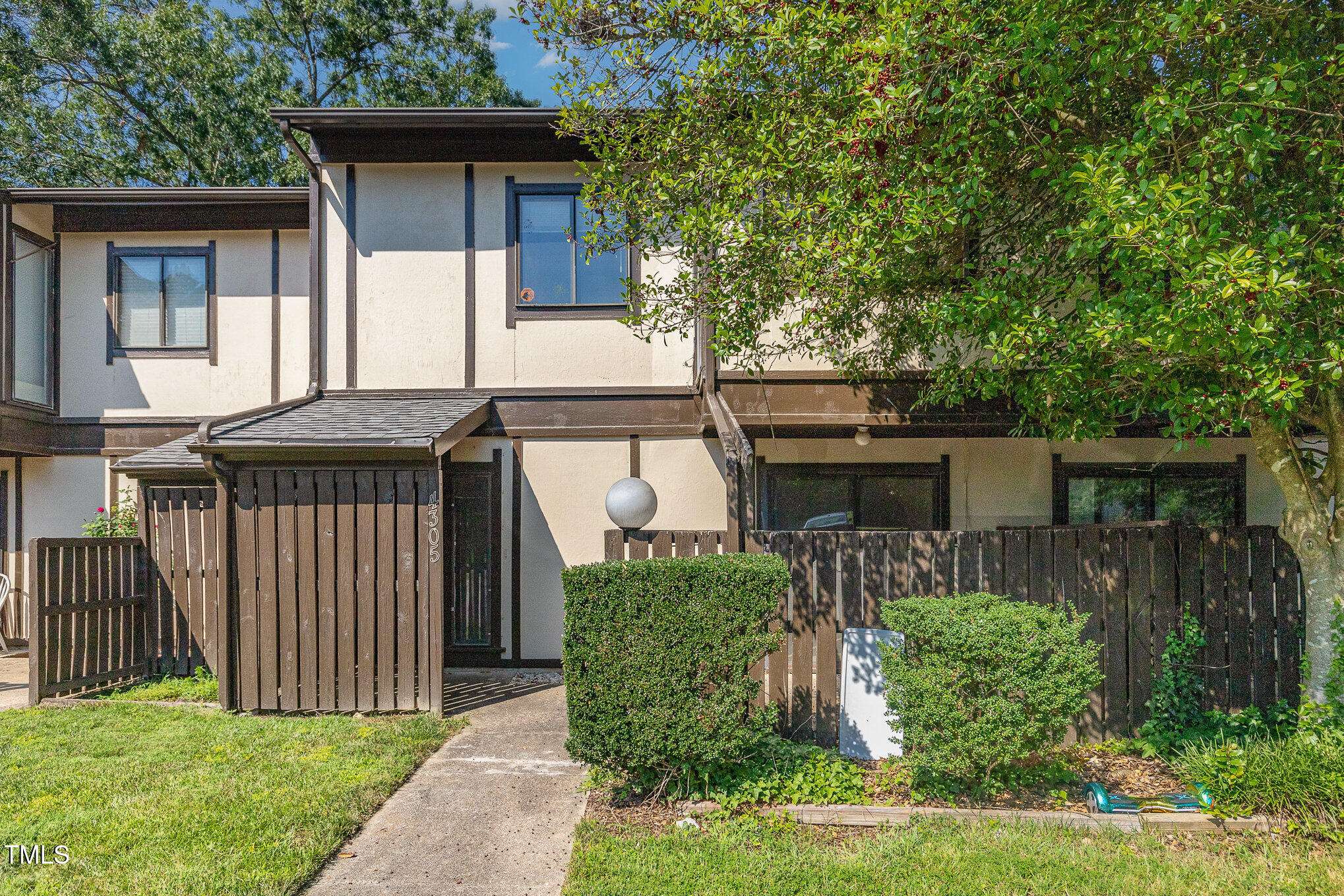 Raleigh, NC 27604,4305 Lake Ridge Drive