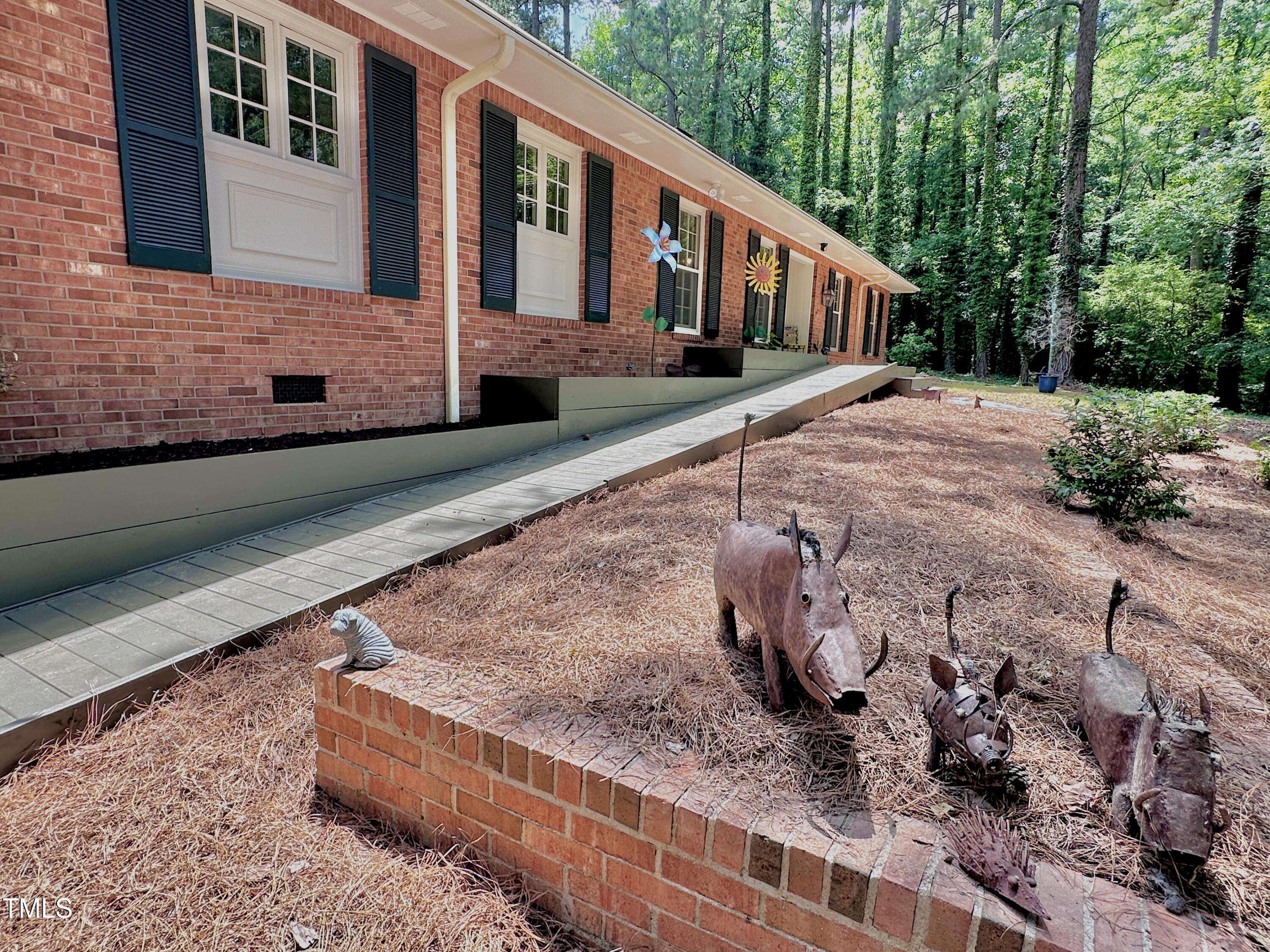 Chapel Hill, NC 27514,207 Wood Circle