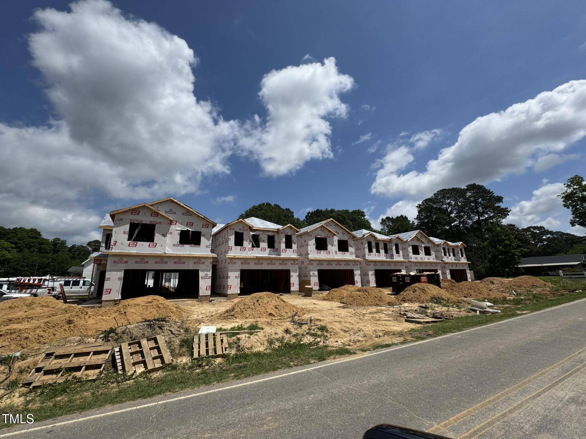 Four Oaks, NC 27524,168 W Allen Street