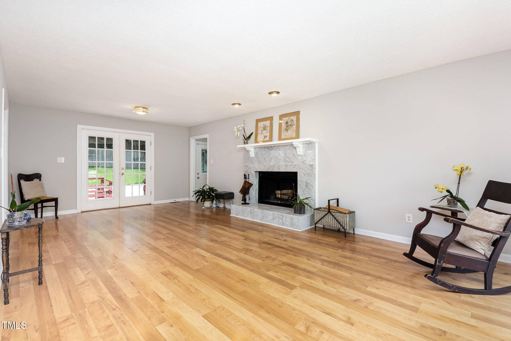 Cary, NC 27511,404 SW Maynard Road
