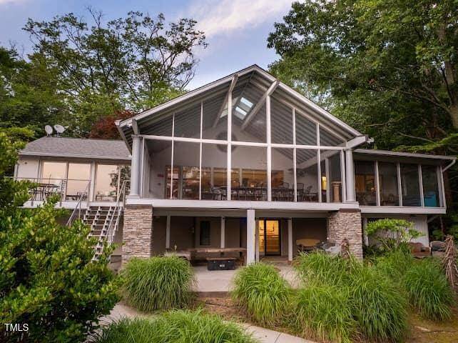 Semora, NC 27343,64 Robin Road