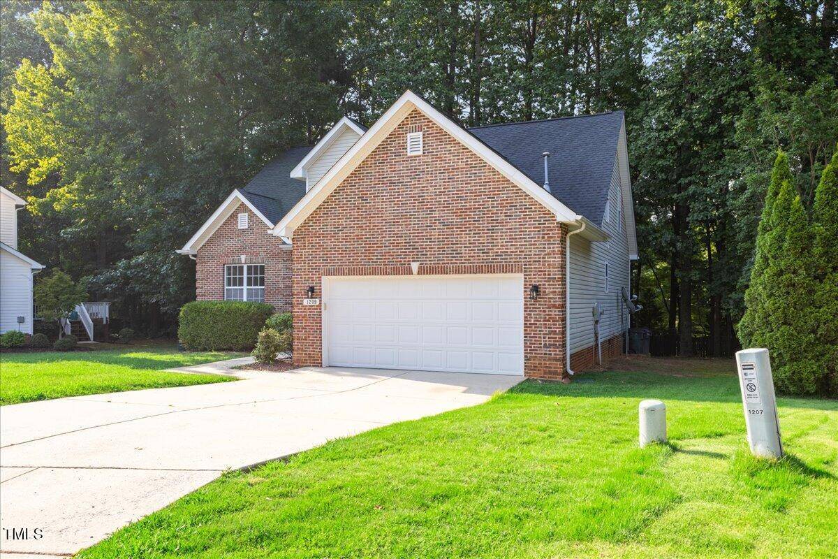 Apex, NC 27502,1209 Waterford Green Dr Drive