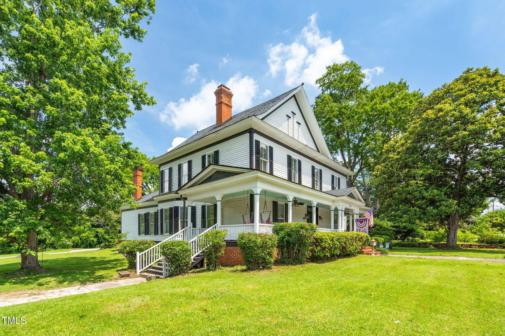 Louisburg, NC 27549,401 N Main Street