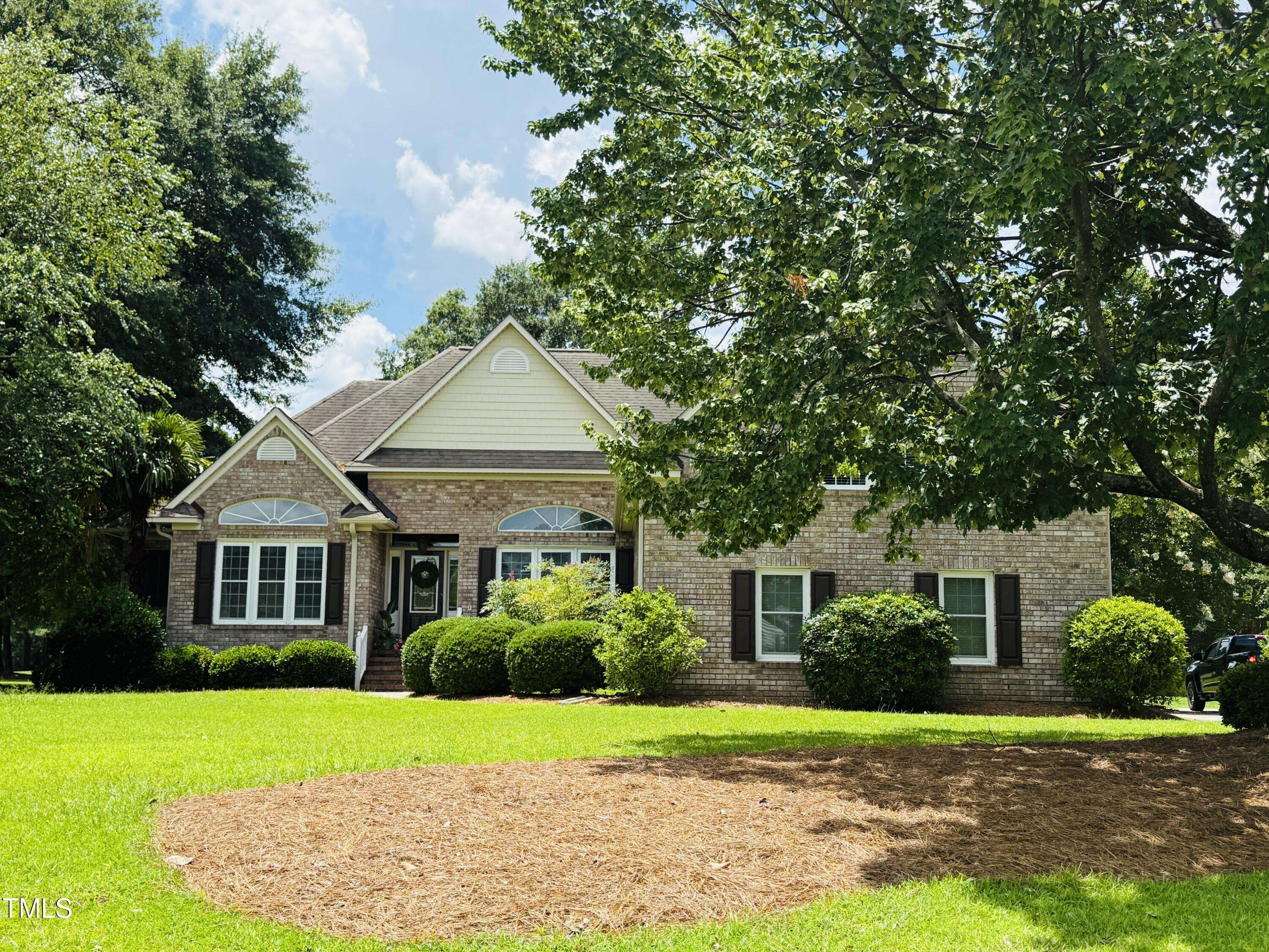 New Bern, NC 28562,909 Taberna Circle