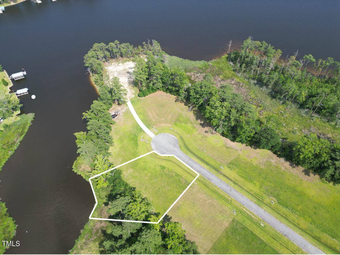 Belhaven, NC 27810,0 Pointe Harbor Drive