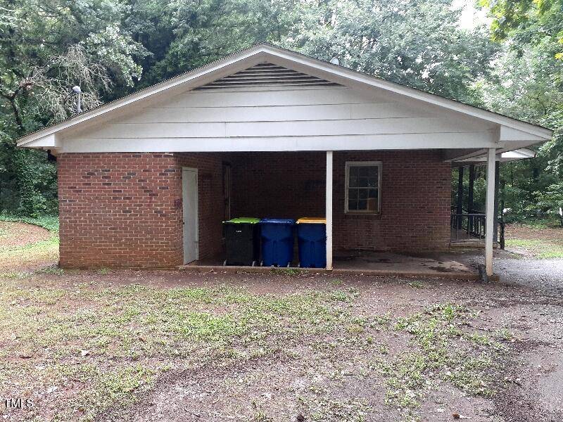 Siler City, NC 27344,1707 N Chatham Avenue