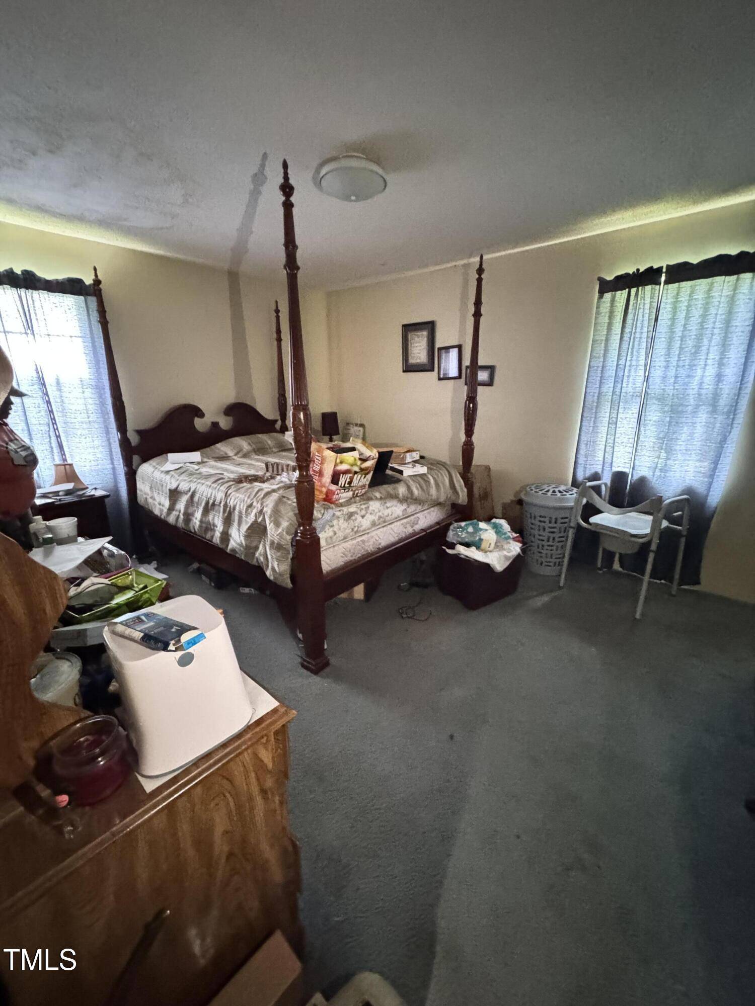 Four Oaks, NC 27524,598 Bentonville Road