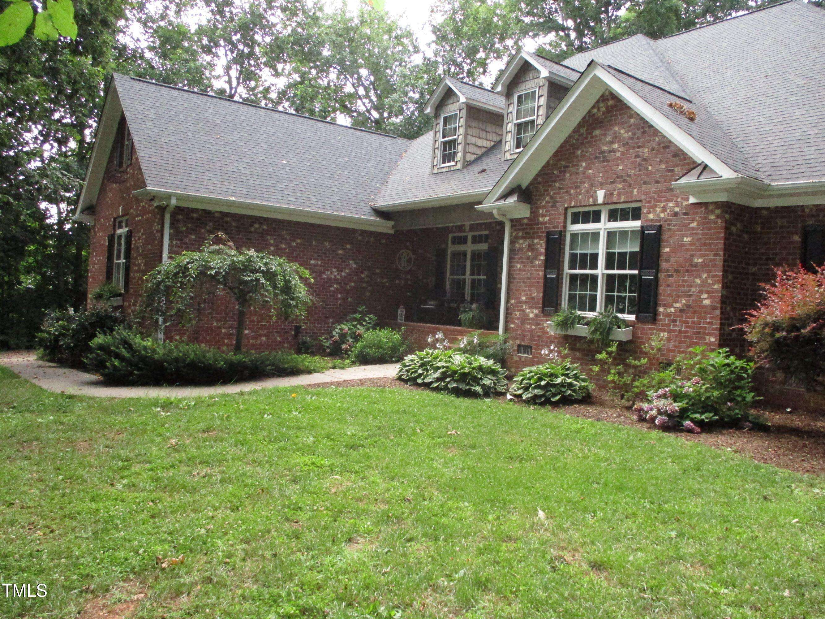 Burlington, NC 27217,1420 Valleywood Court