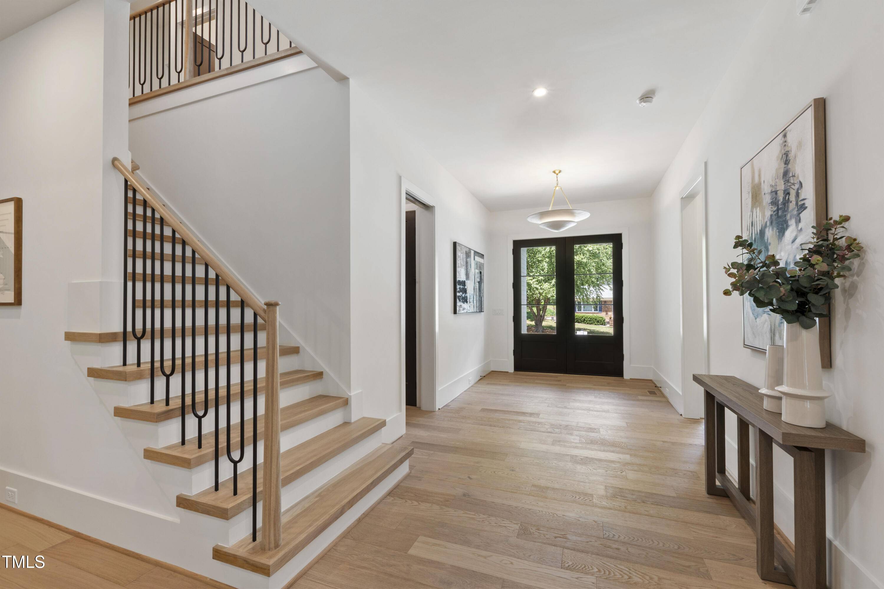 Raleigh, NC 27609,5208 Knollwood Road
