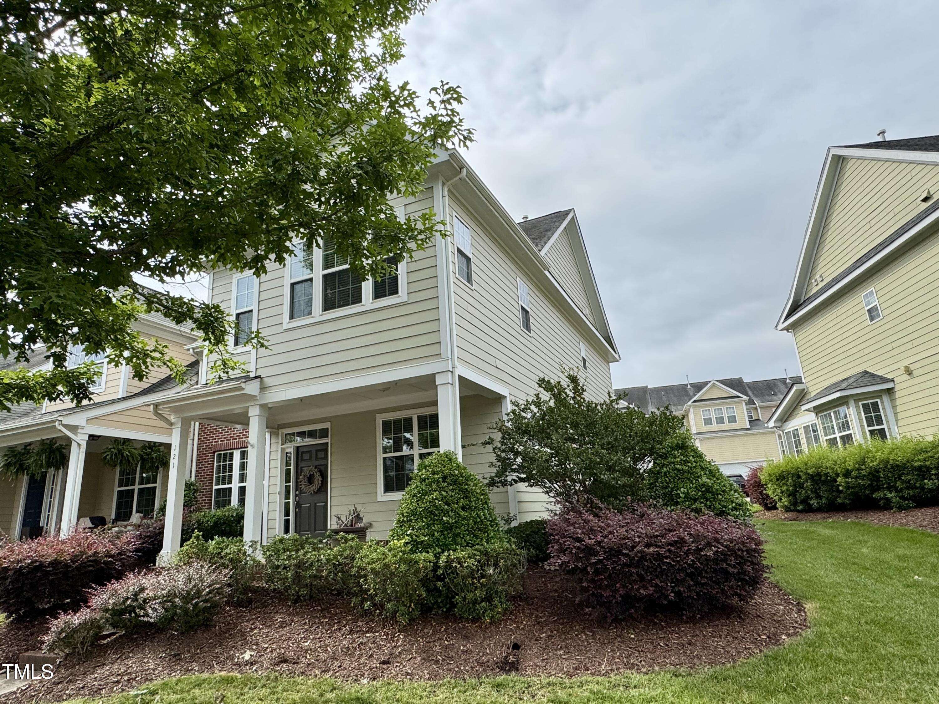 Holly Springs, NC 27540,121 Coffee Bluff Lane