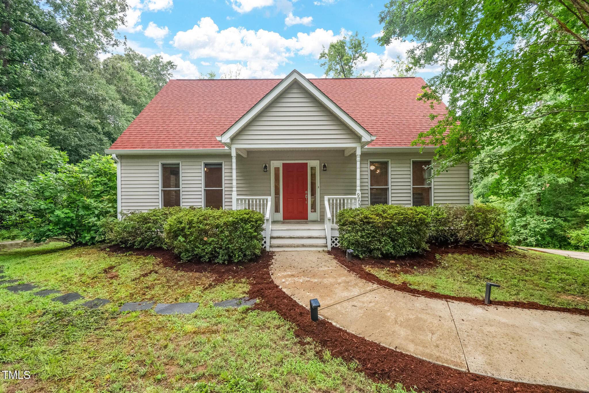 Chapel Hill, NC 27516,9903 Oak Hollow Road