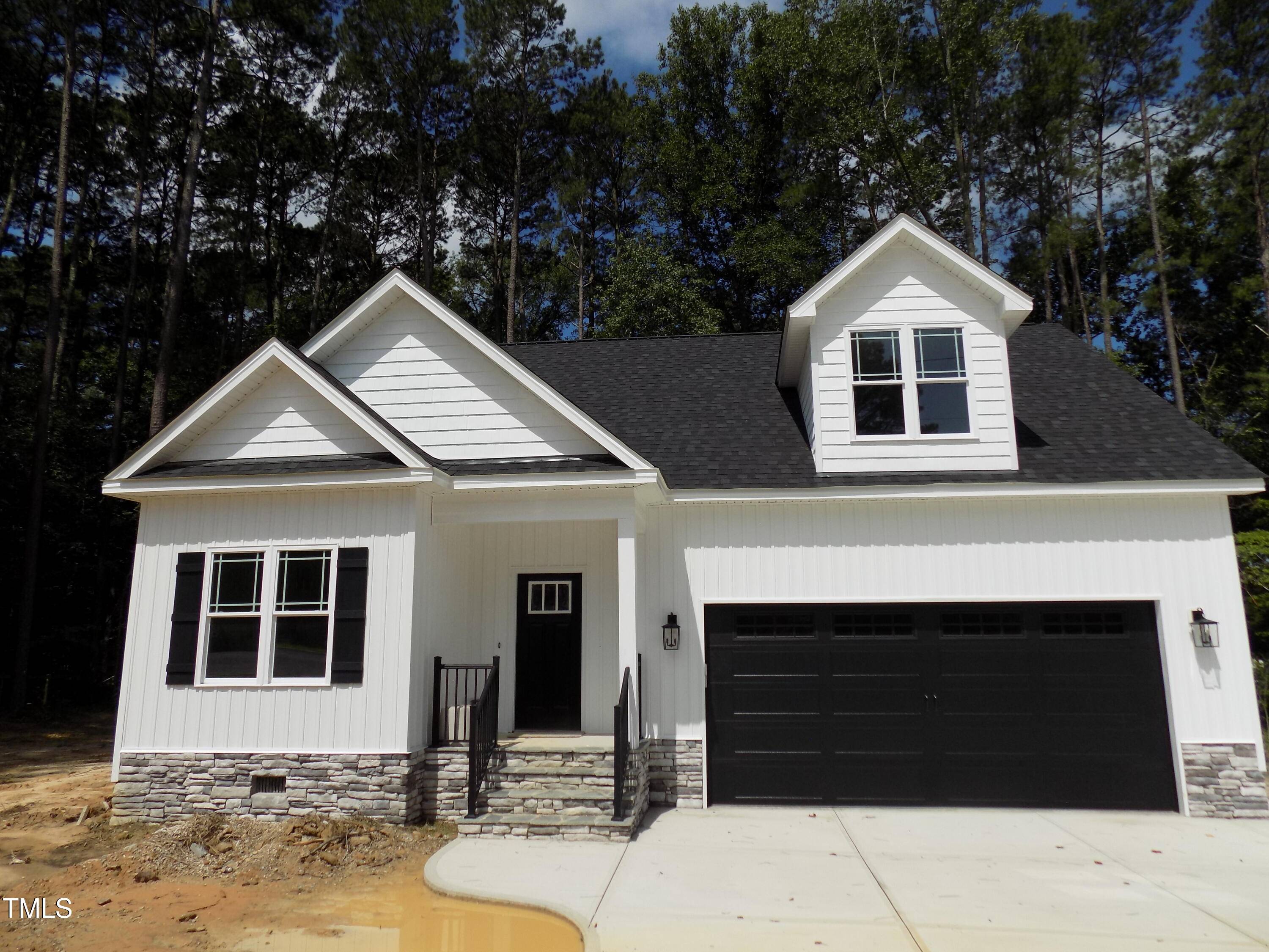 Louisburg, NC 27549,560 S N C  39 Highway