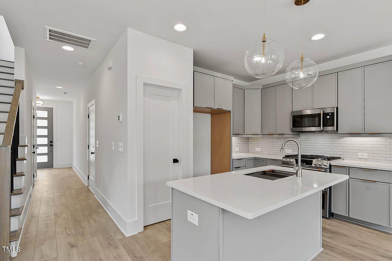 Durham, NC 27703,136 E End Avenue