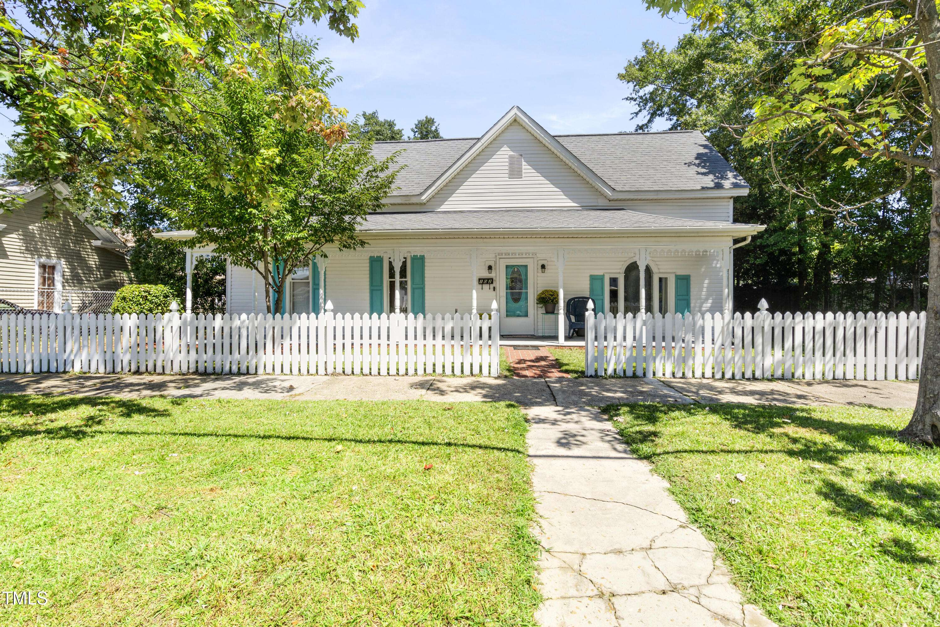 Benson, NC 27504,102 W Church Street