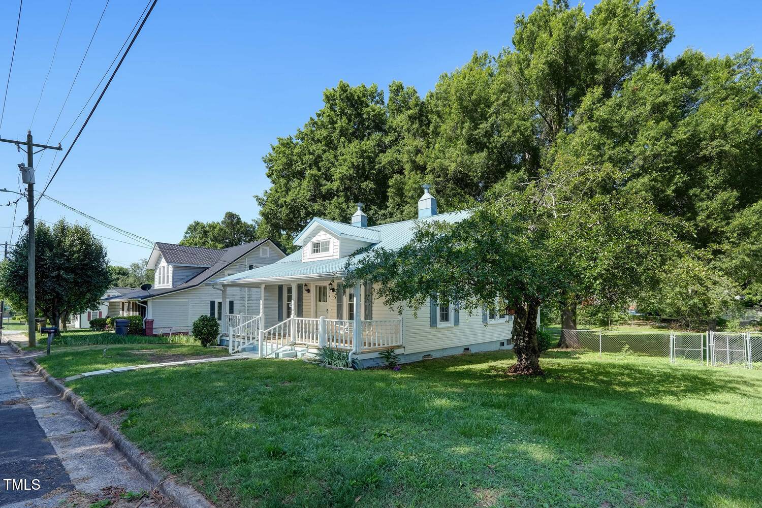Reidsville, NC 27320,1014 Walnut Street