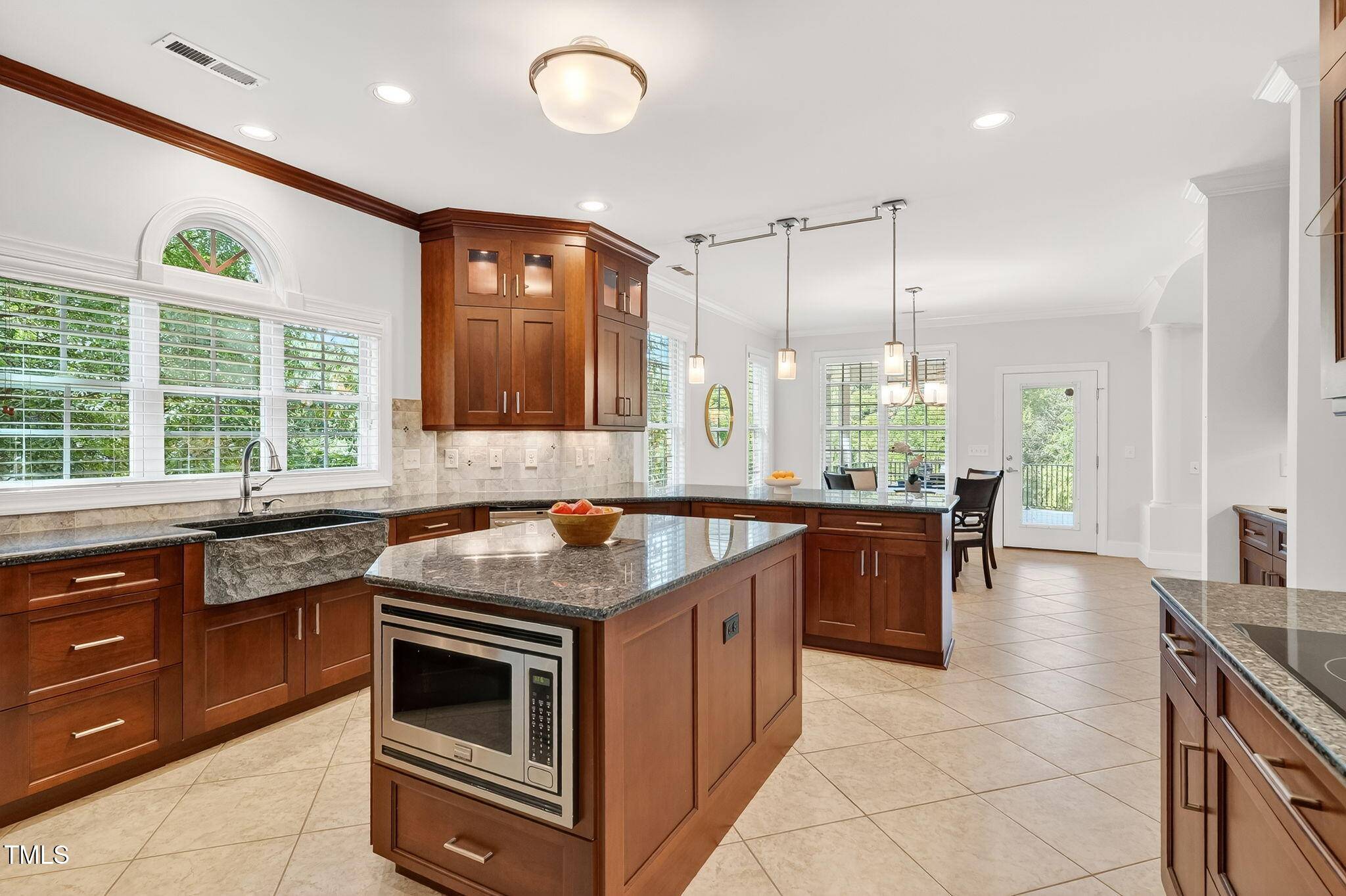 Dunn, NC 28334,206 Olde Ferry Lane