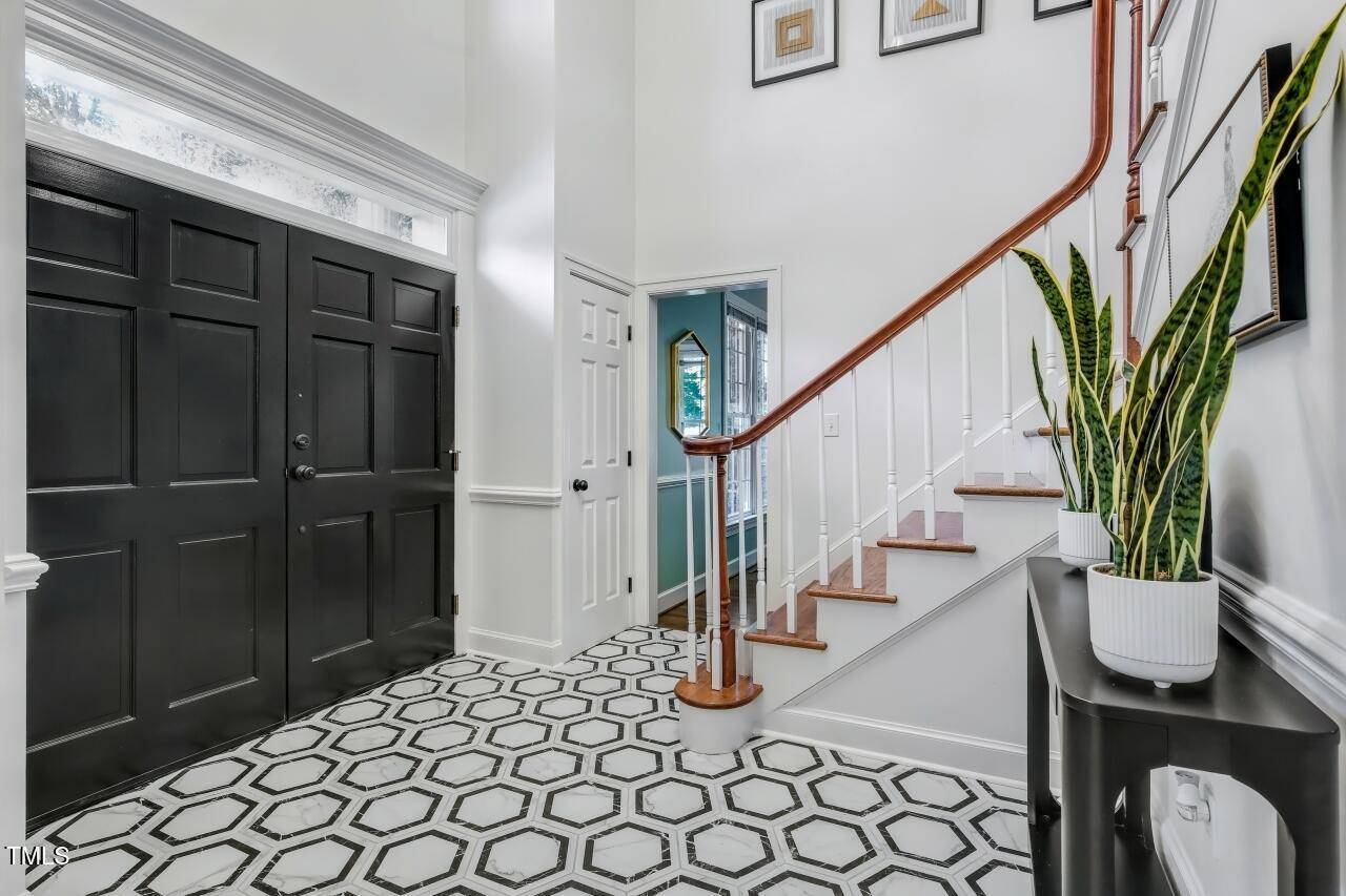 Chapel Hill, NC 27514,6 St James Place