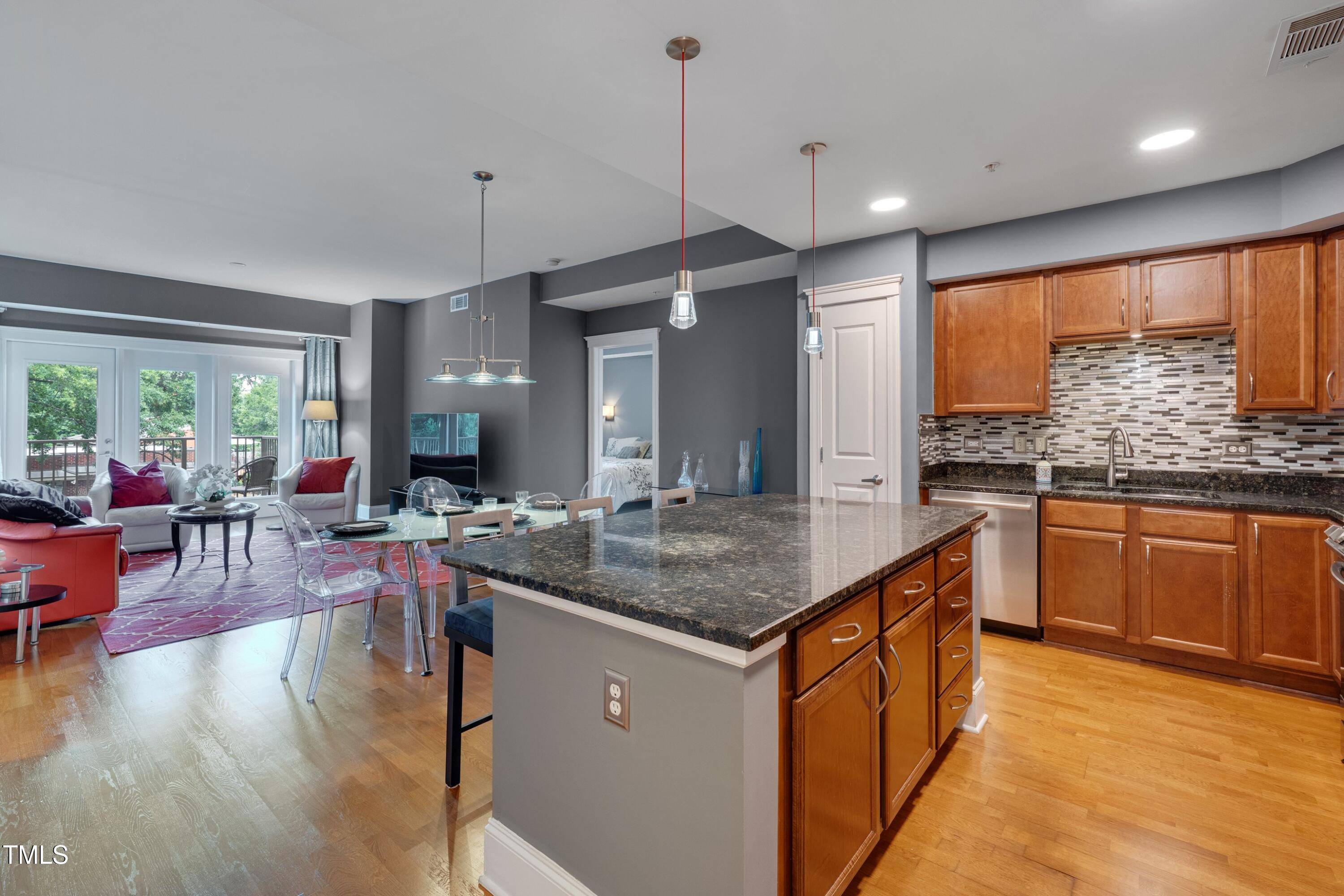 Raleigh, NC 27603,222 Glenwood Avenue #413