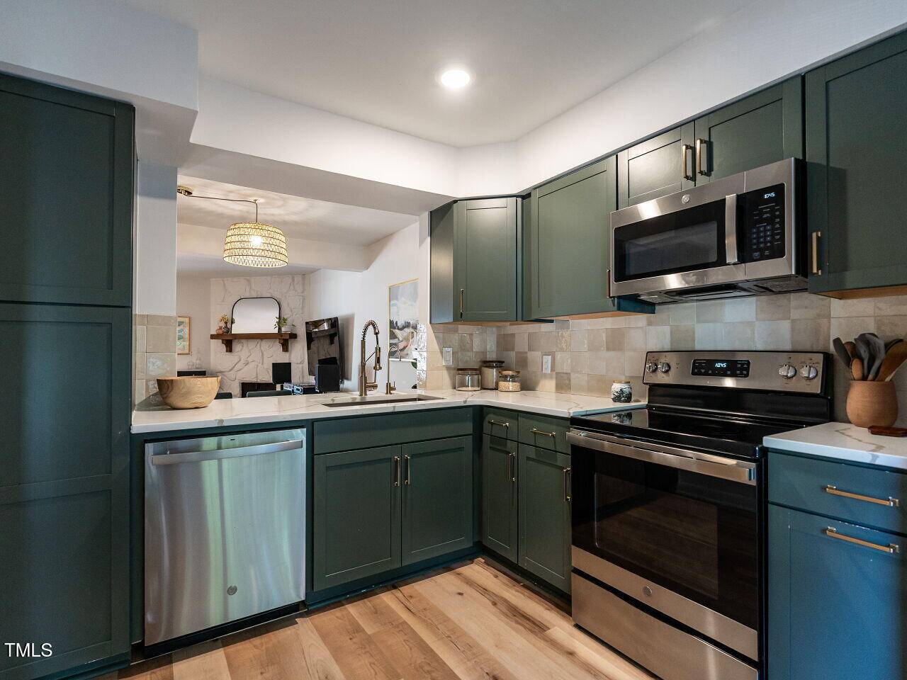 Raleigh, NC 27609,837 Green Ridge Drive
