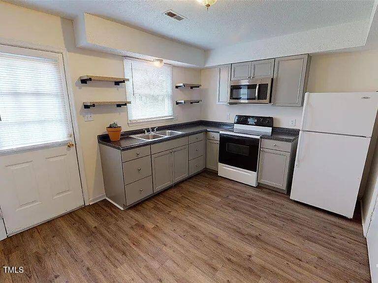 Raleigh, NC 27601,1106 S East Street