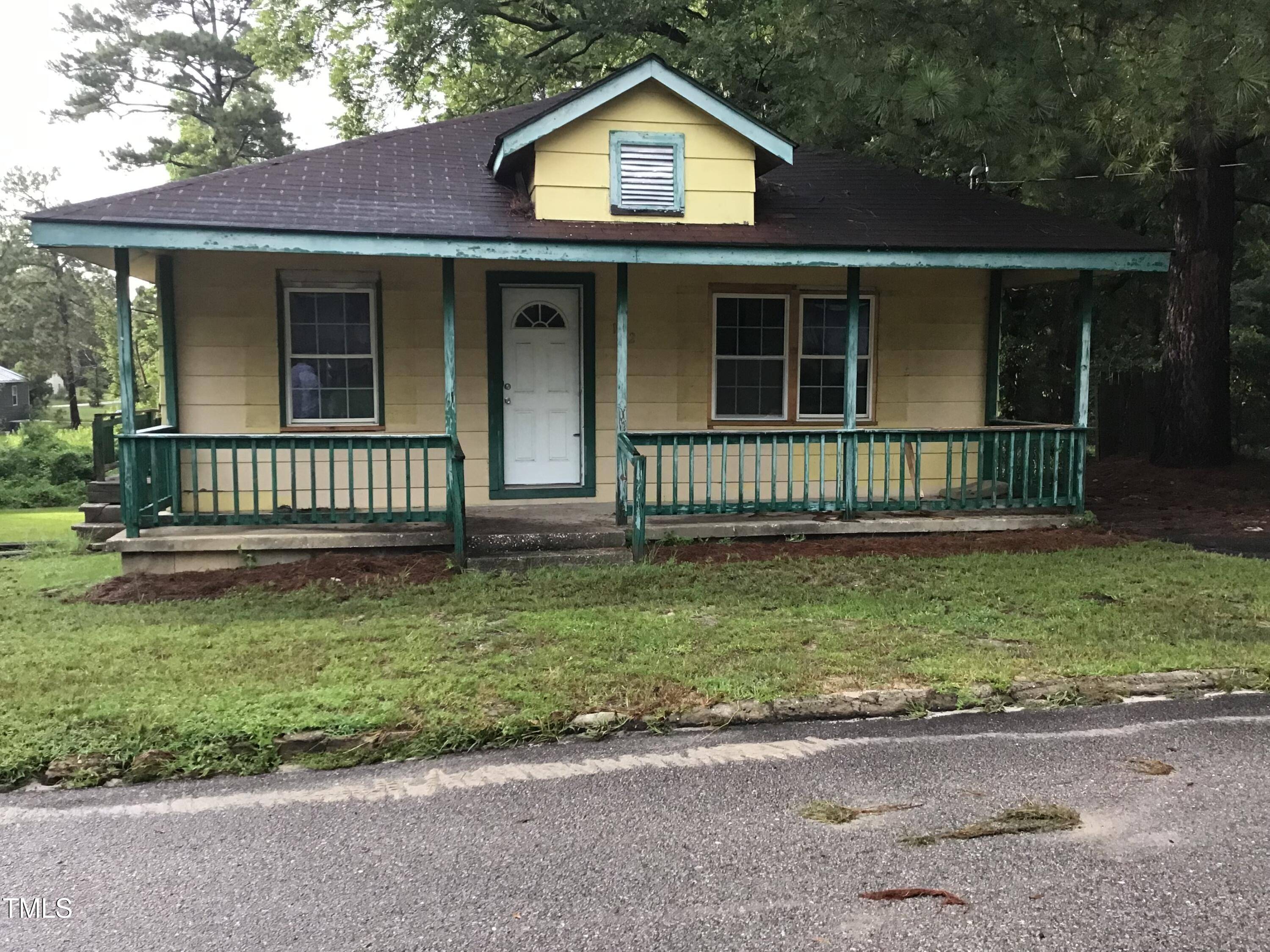 Spring Lake, NC 28390,122 Lacock Street