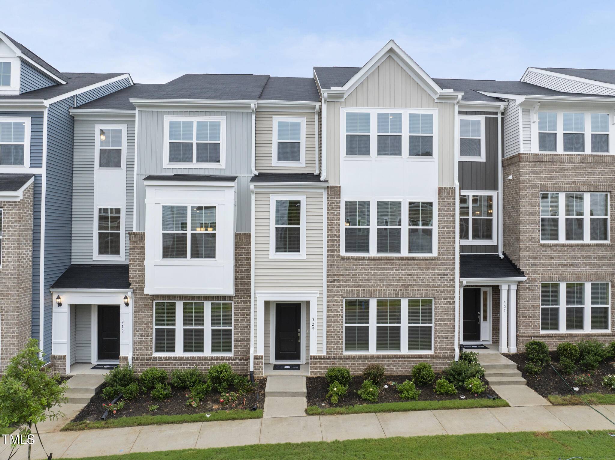 Garner, NC 27529,323 Chesapeake Commons Street #104