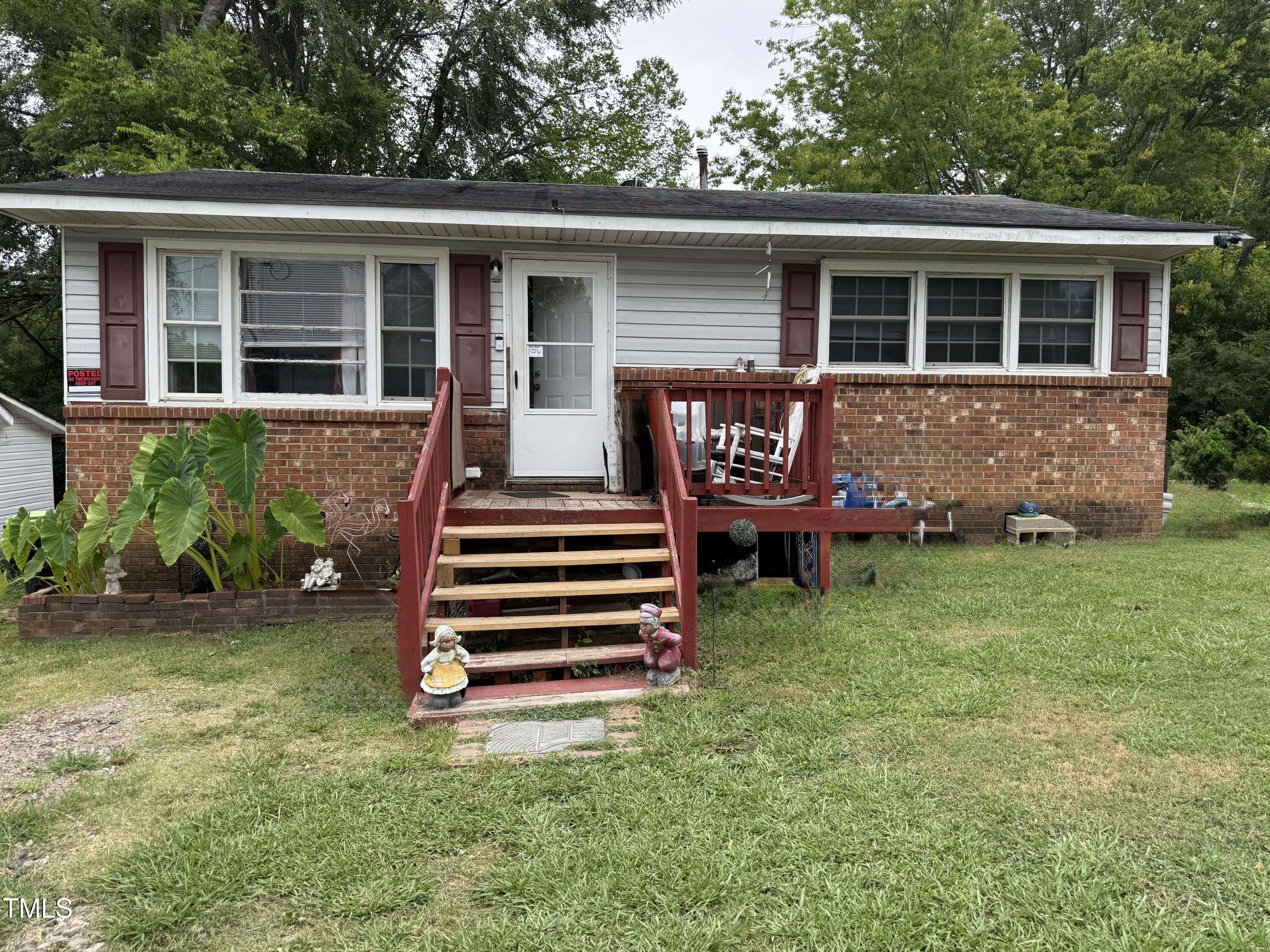Oxford, NC 27565,206 1st Street