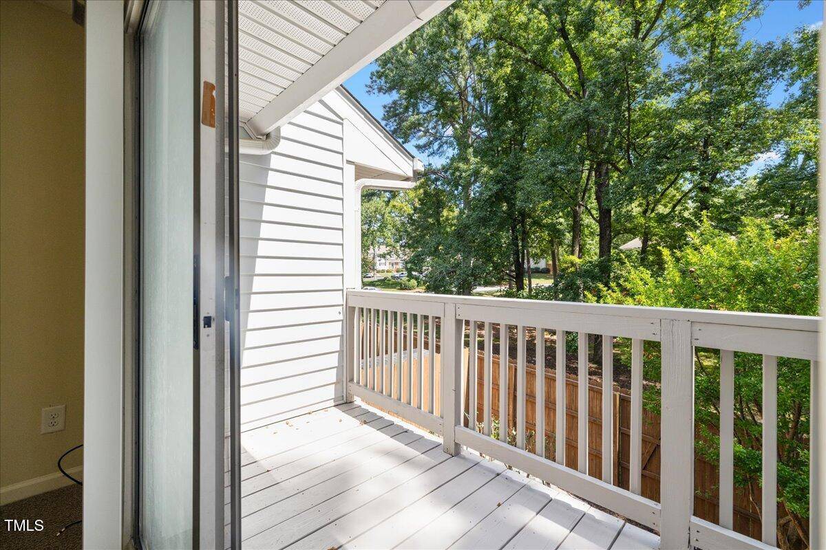 Cary, NC 27511,1005 Surrey Court