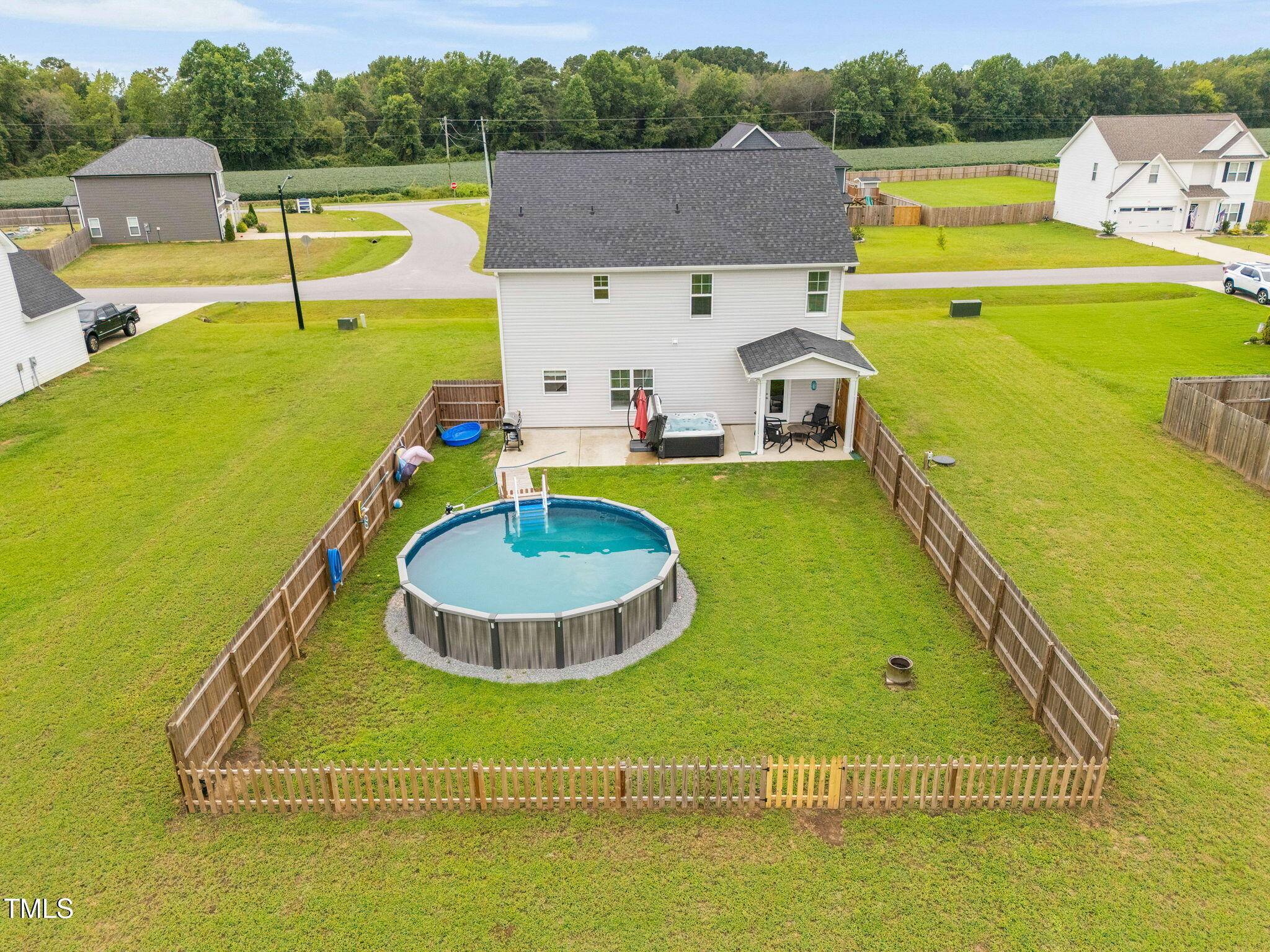 Dunn, NC 28334,8 Sanford Lane