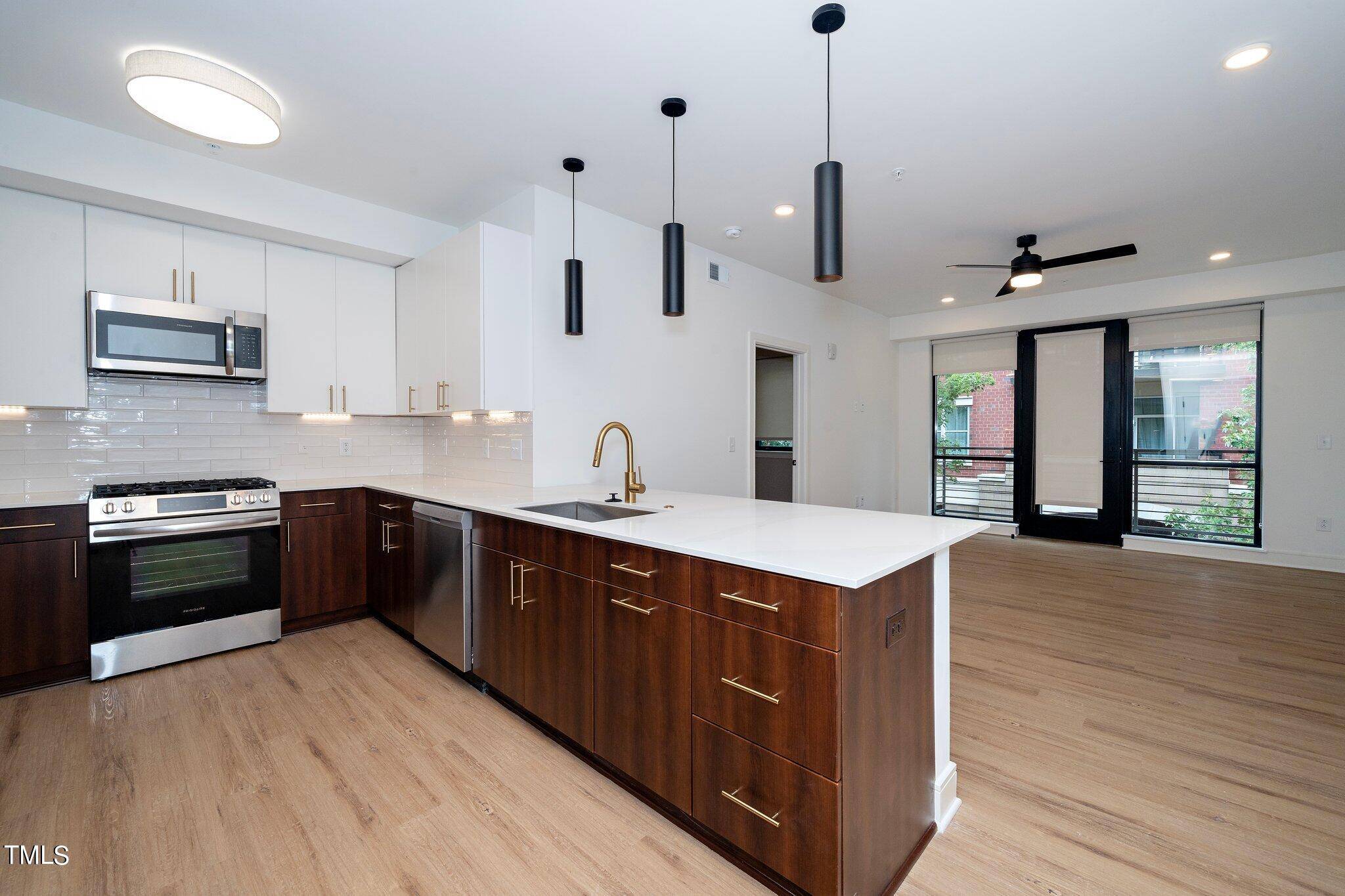 Raleigh, NC 27610,615 W Peace Street #306